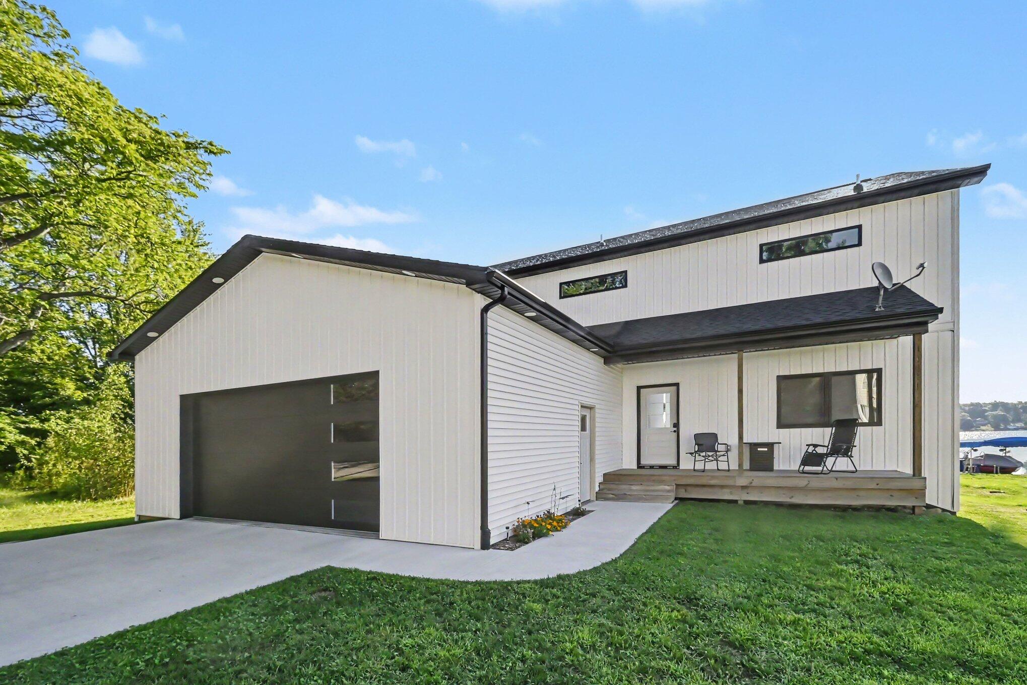 5531 Monroe Road Property Photo 3