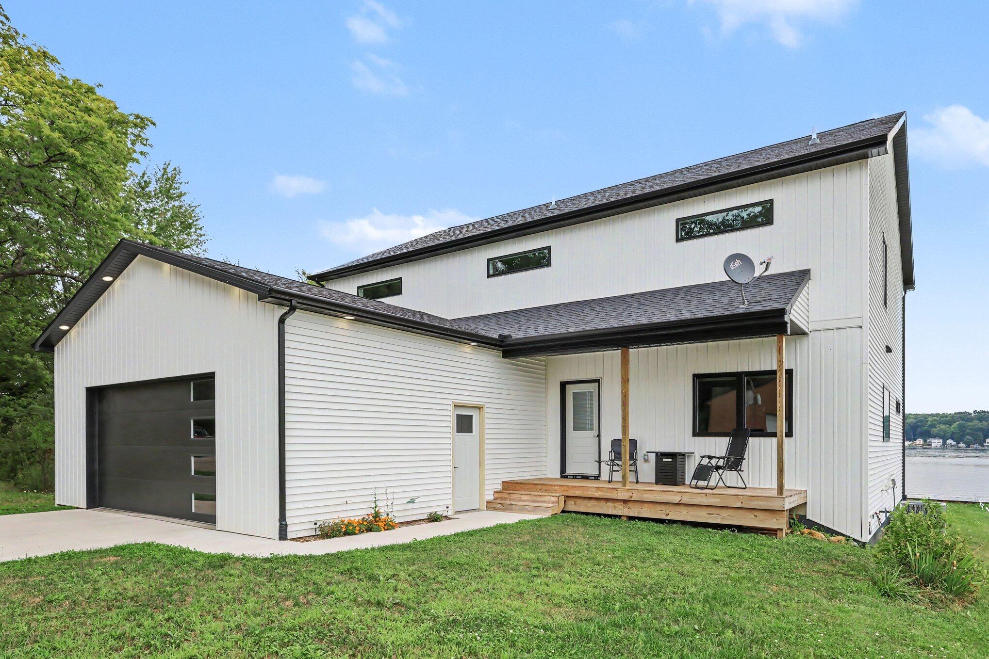 5531 Monroe Road Property Photo 9