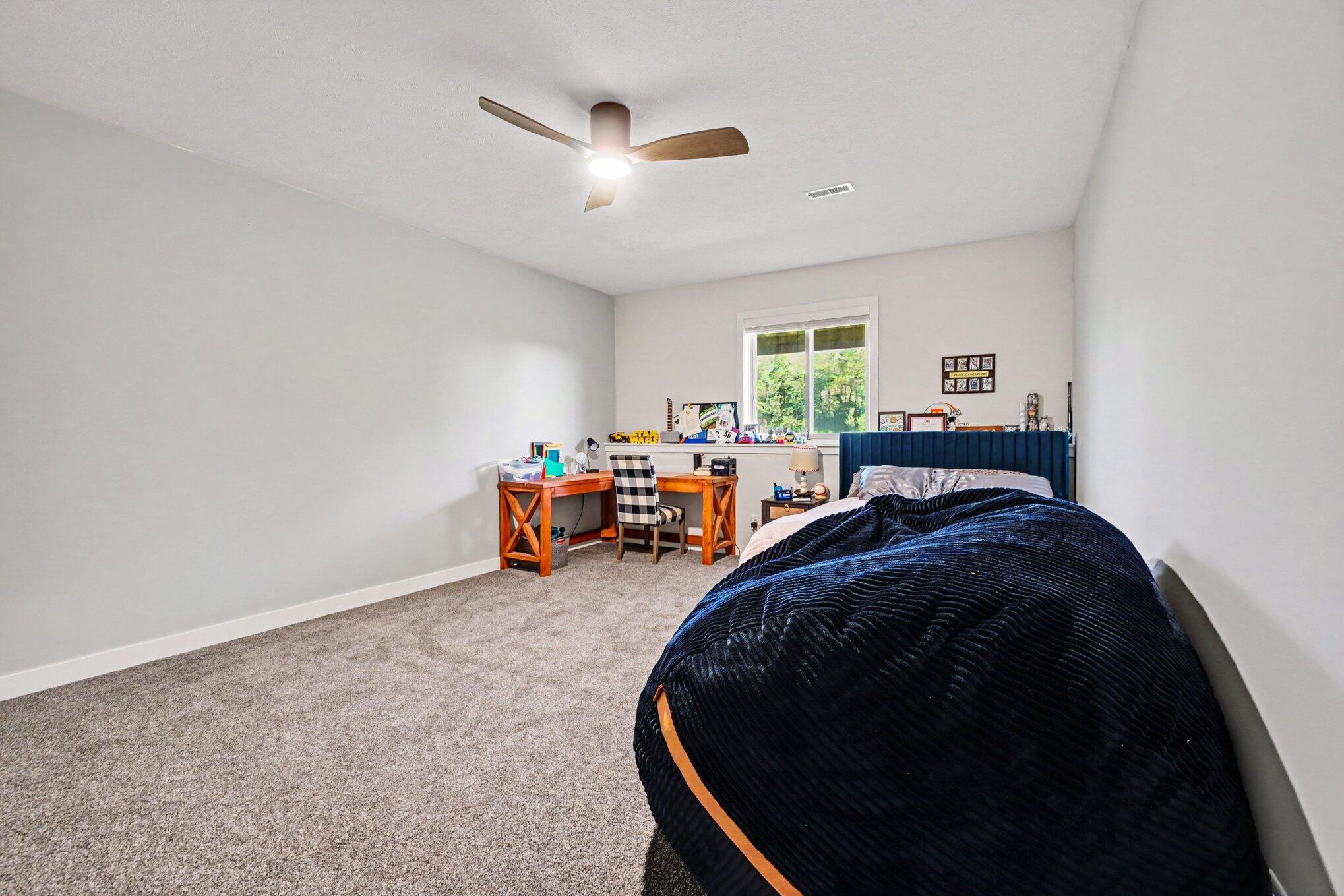 5947 Hidden Oak Avenue Property Photo 14