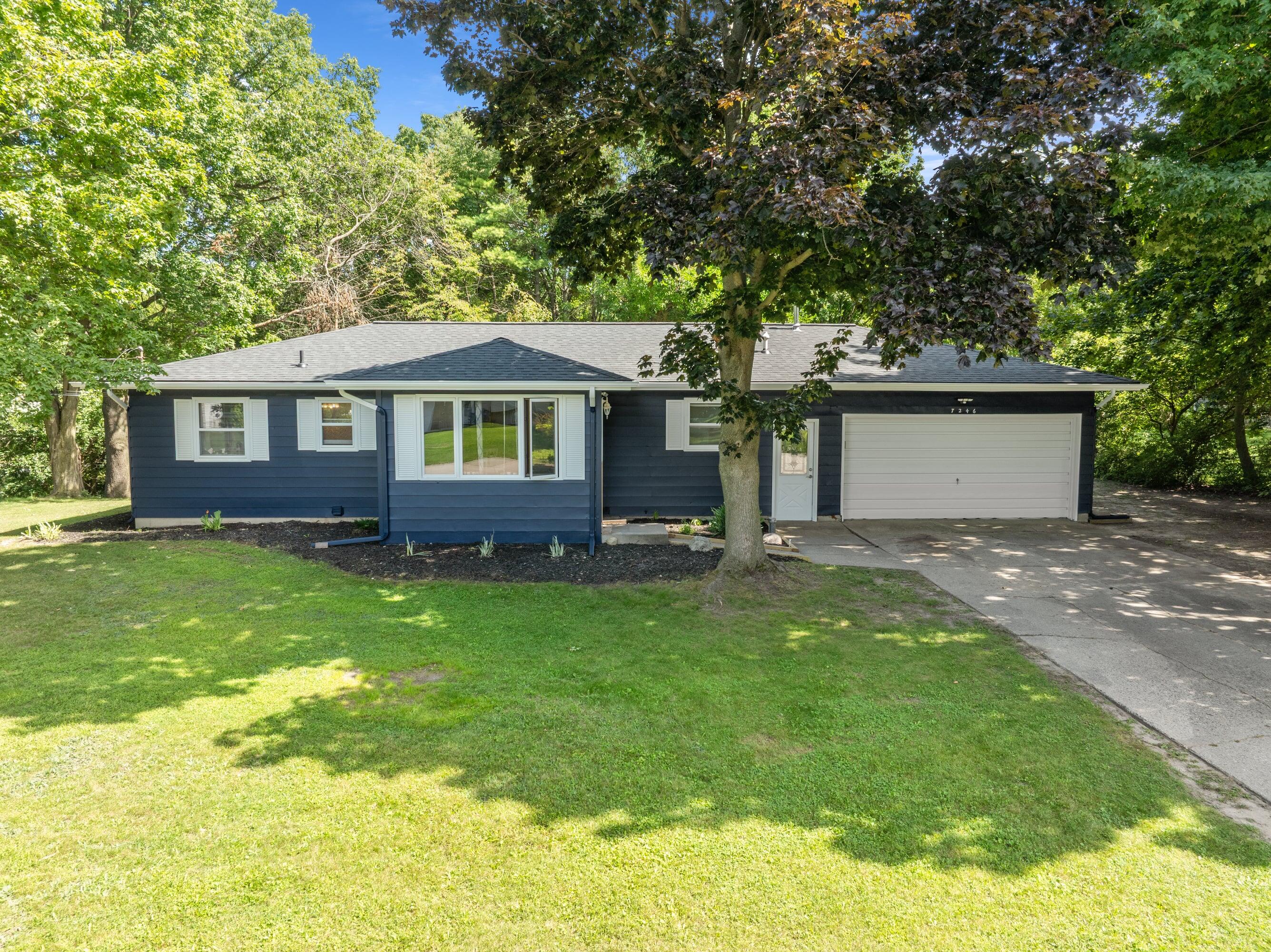 7246 Rezen Drive Ne Property Photo 1