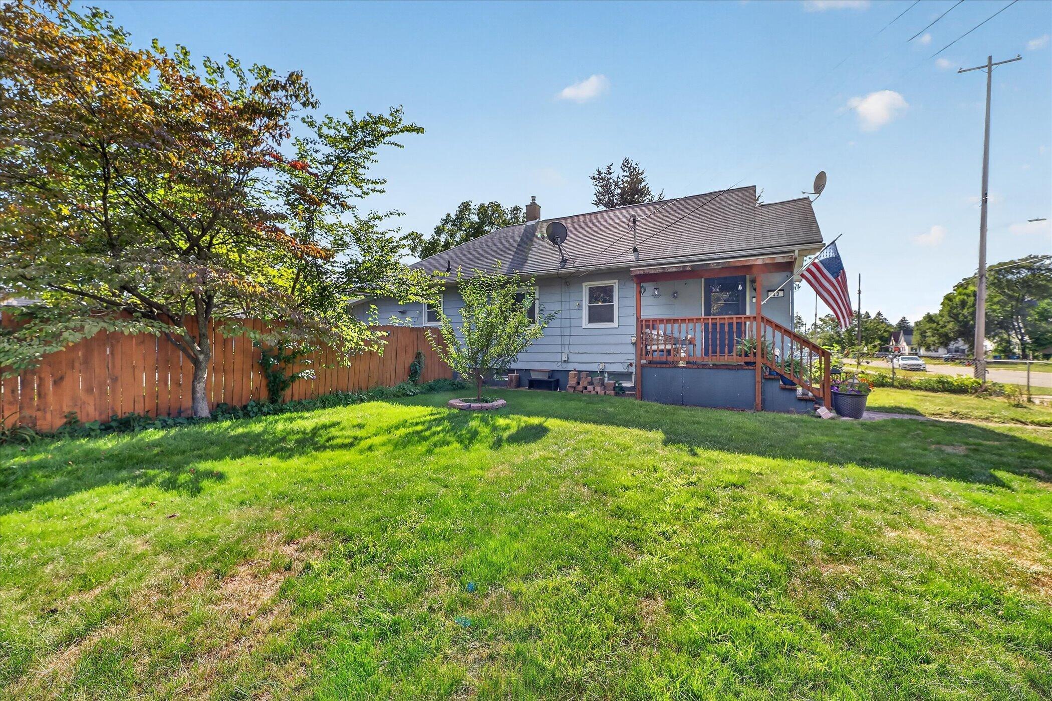 59 Winter Street Property Photo 3