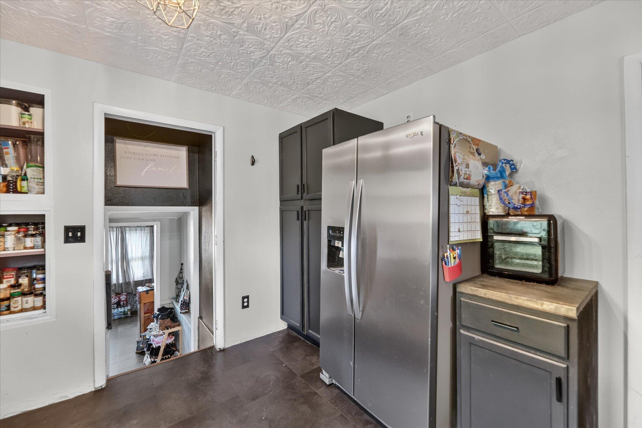 59 Winter Street Property Photo 13