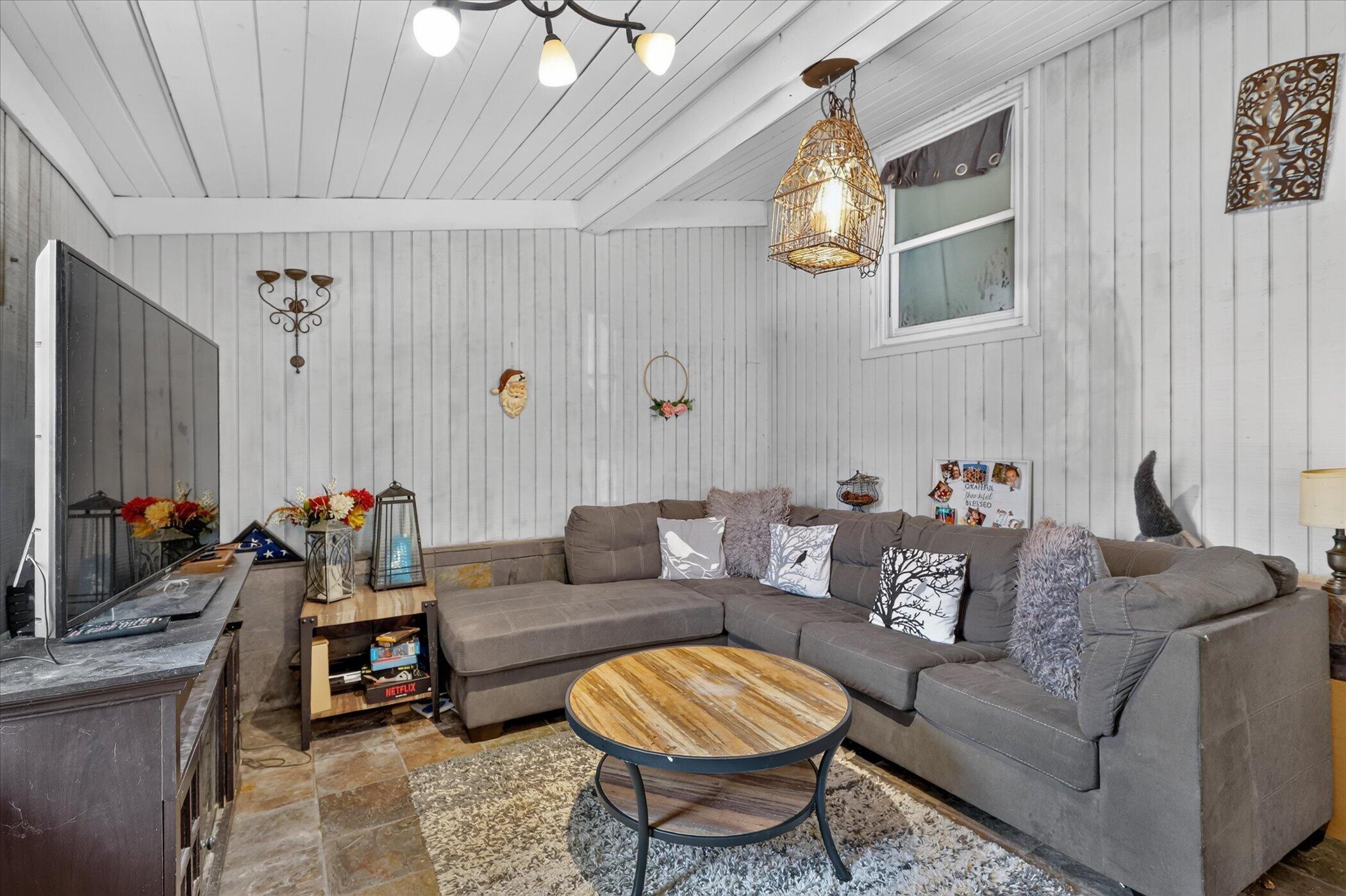 59 Winter Street Property Photo 24