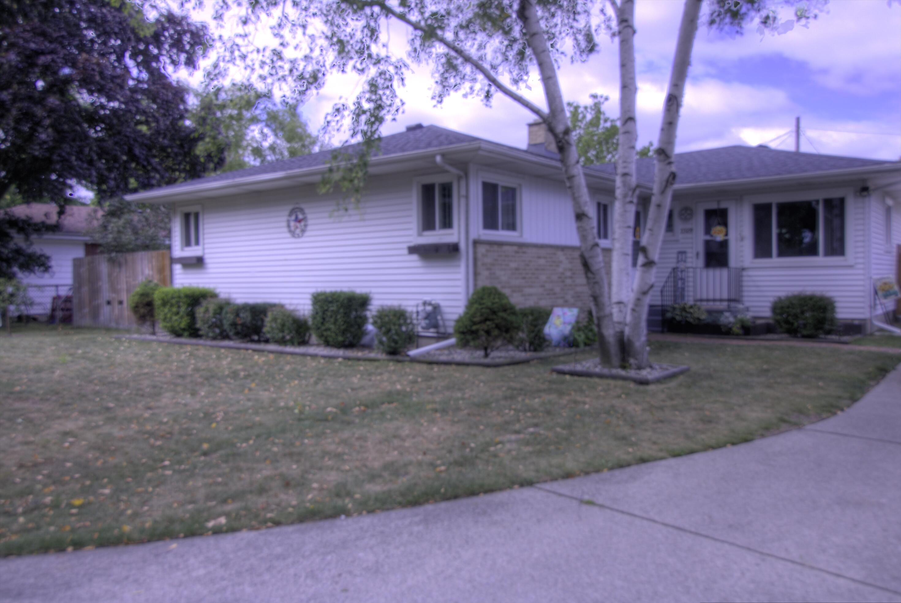2309 Mayfield Road Property Photo 2