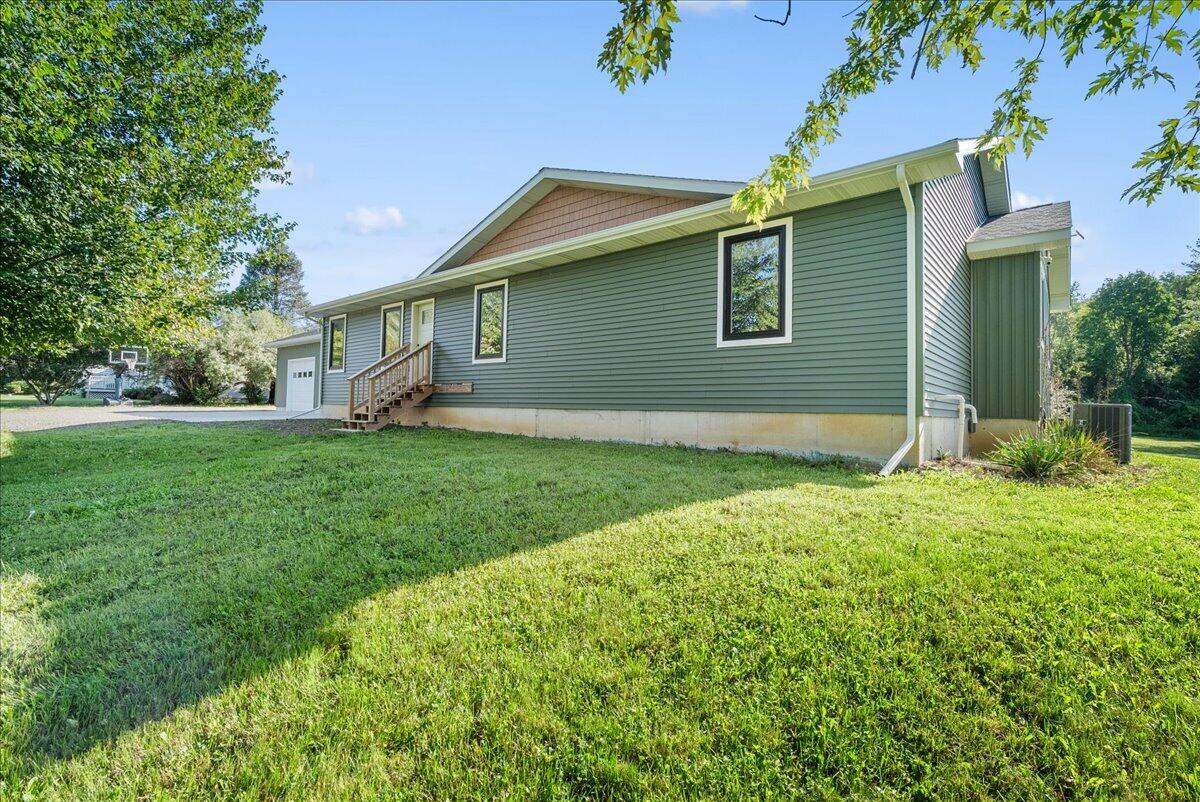 3867 Edgar Road Property Photo 5