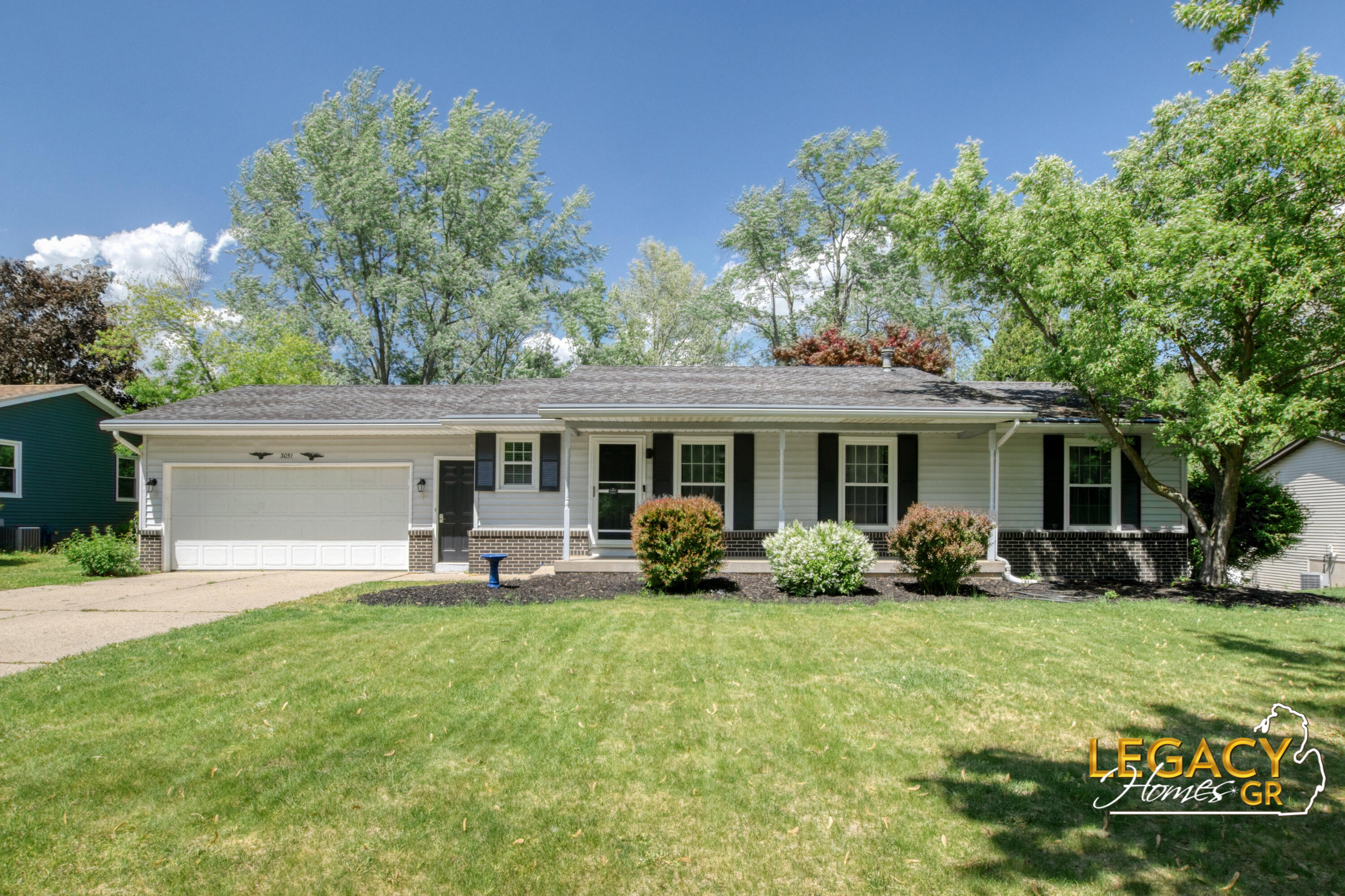 3051 Lantana Court Se Property Photo 1