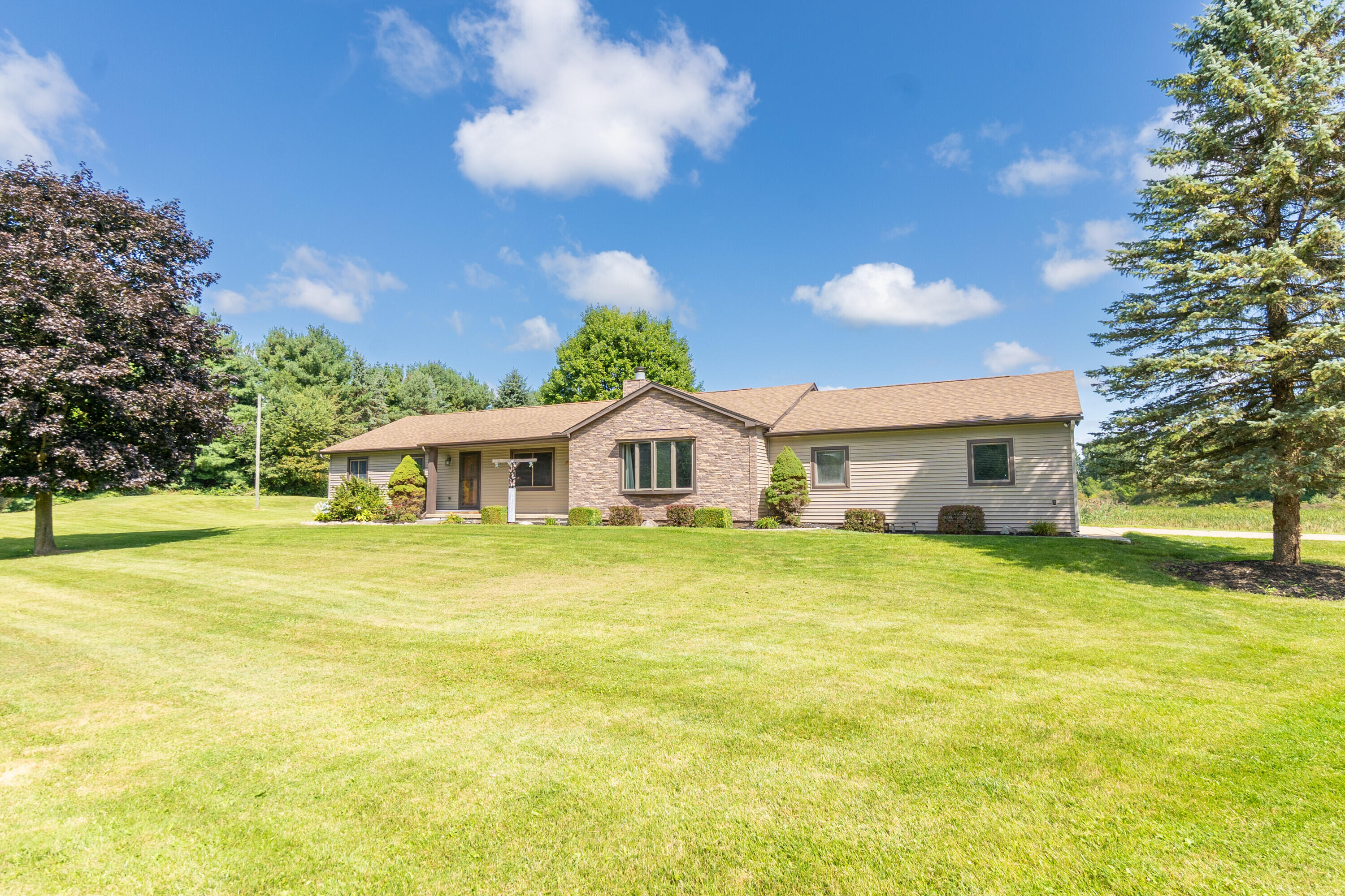 8151 Joda Drive Property Photo 1