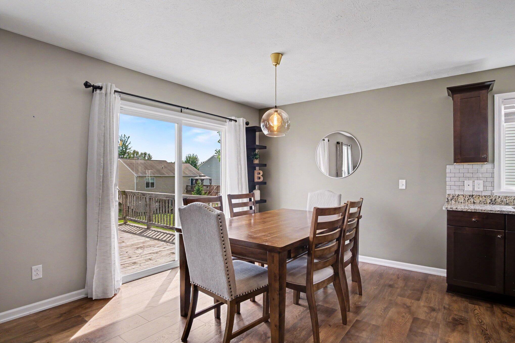 1112 Arbor Meadow Drive Se Property Photo 8