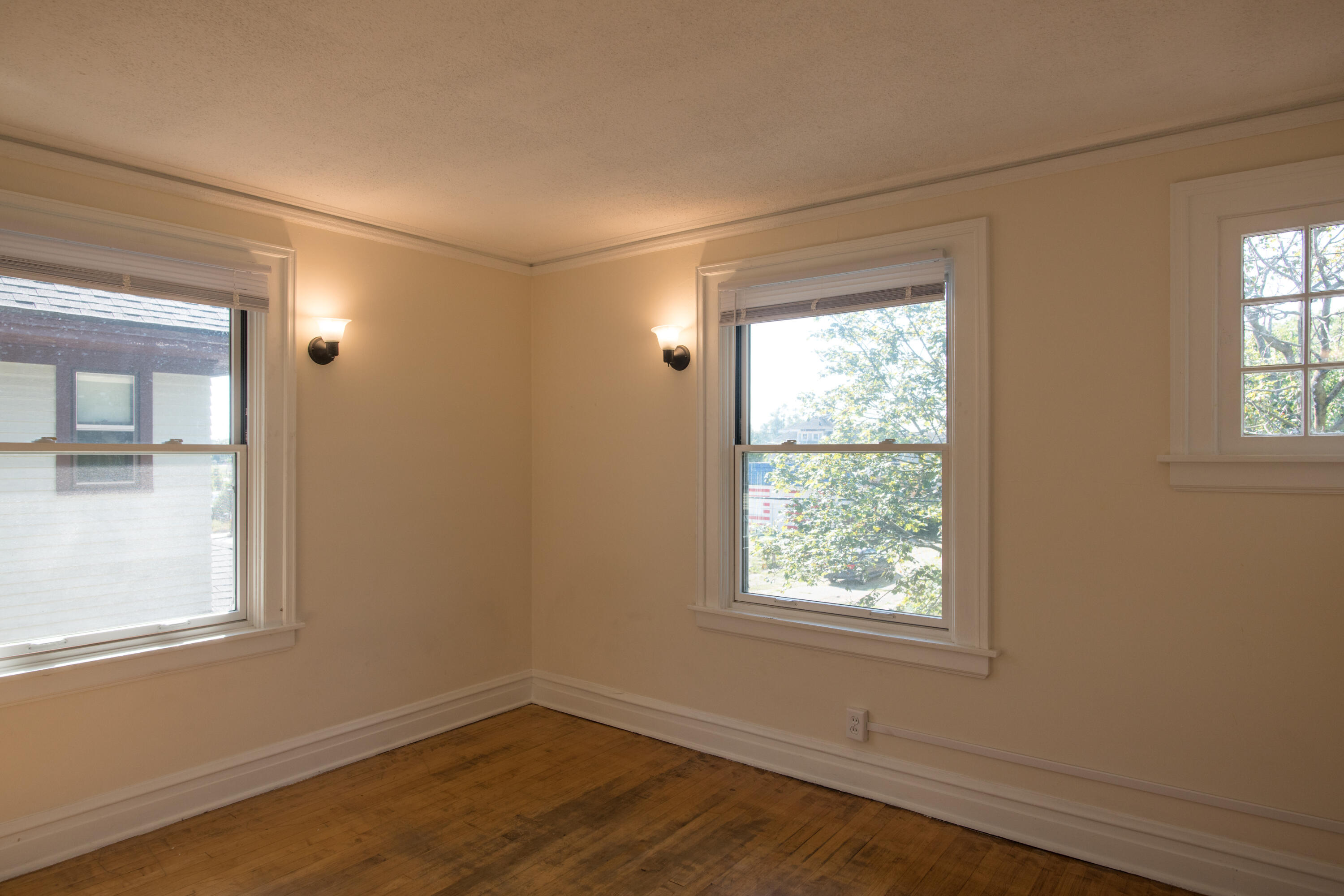 114 W Vine Street Property Photo 11