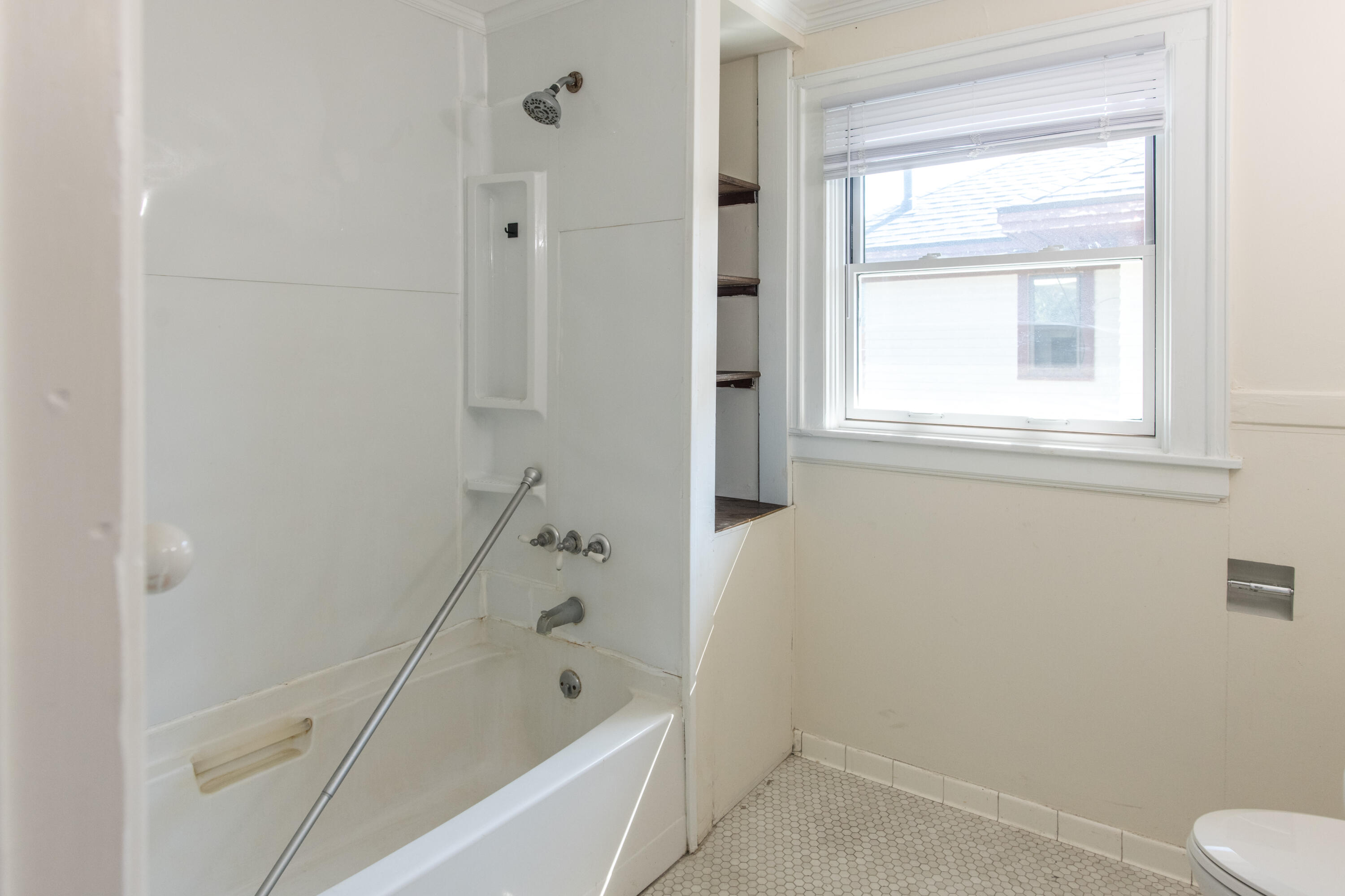 114 W Vine Street Property Photo 18