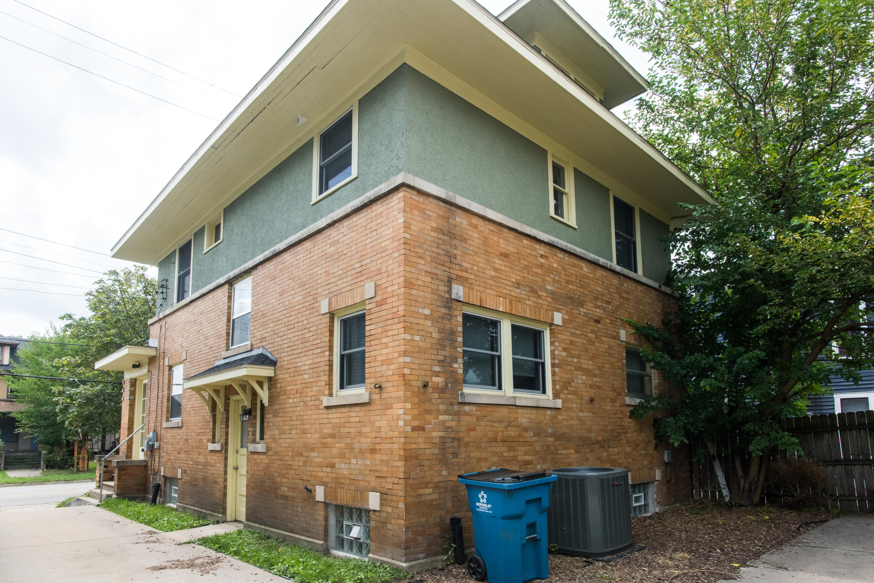 114 W Vine Street Property Photo 22