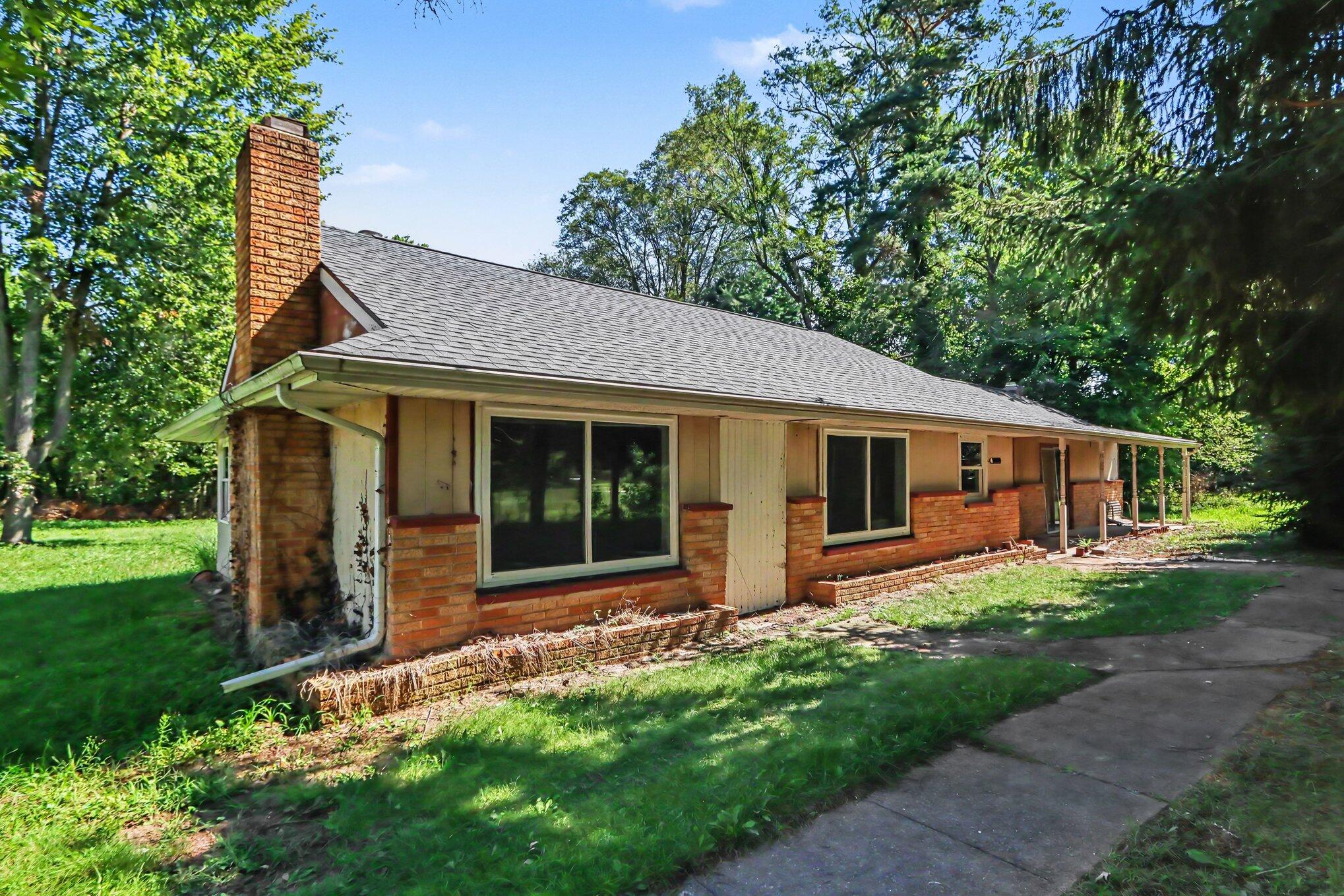 62 N M-37 Property Photo 1