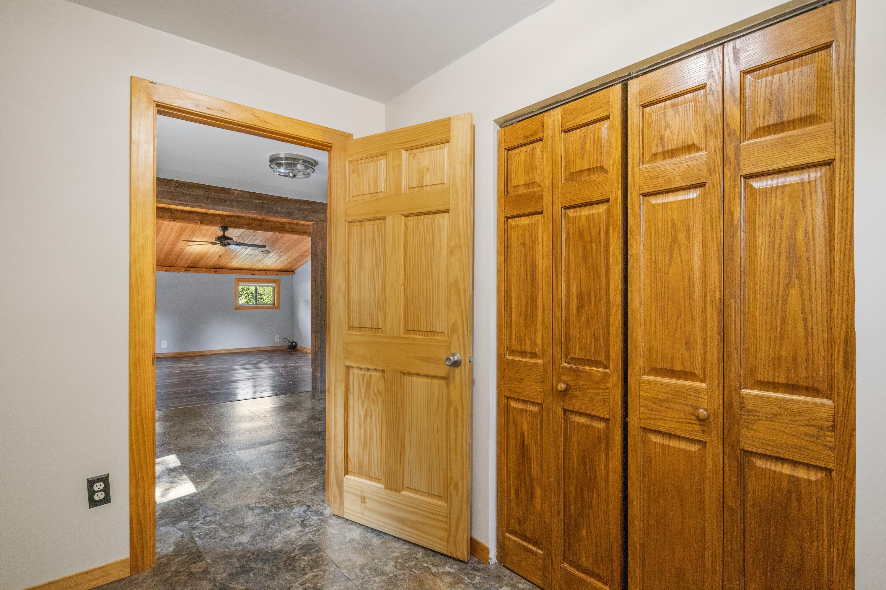 2029 E 6 Mile Road Property Photo 4