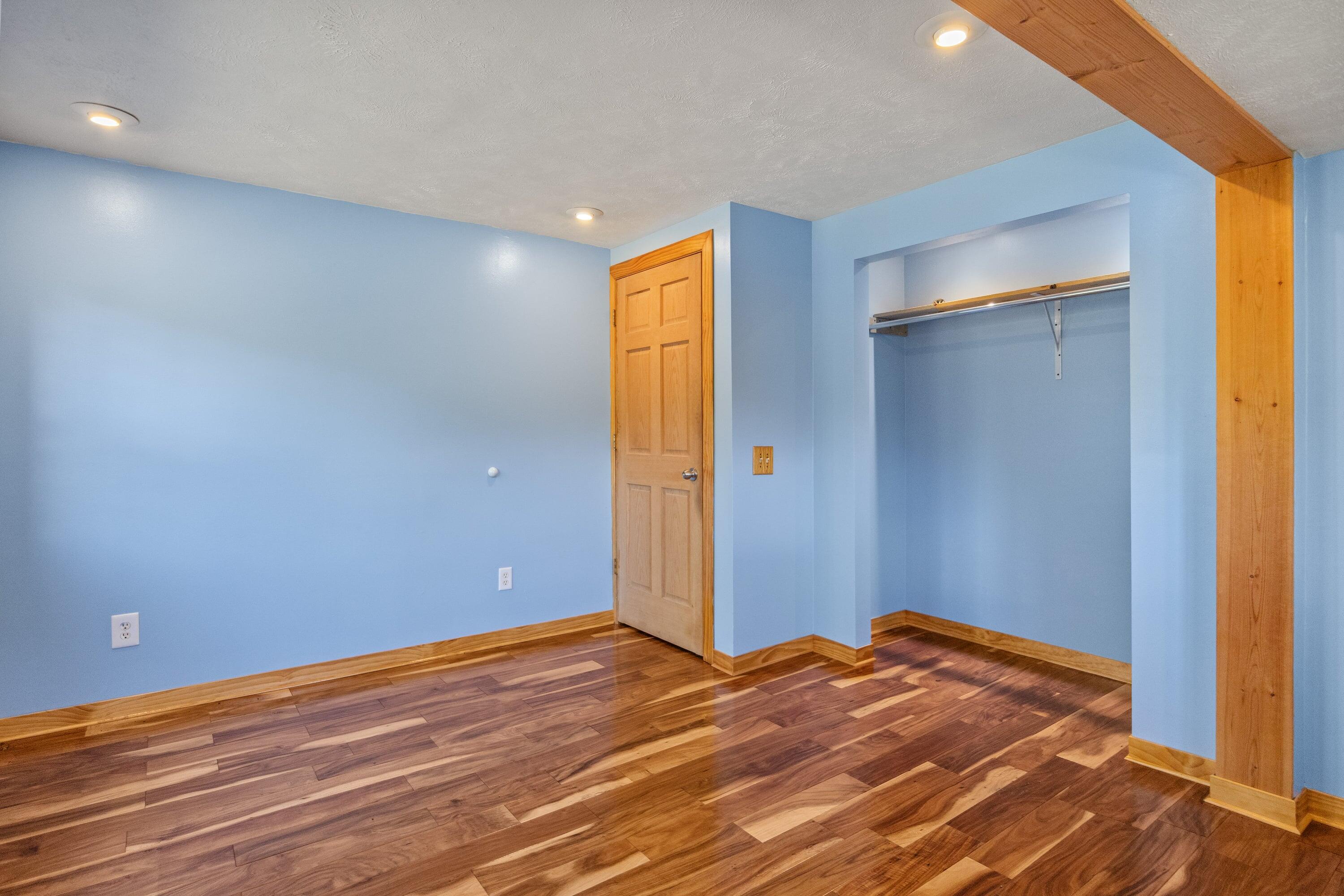 2029 E 6 Mile Road Property Photo 16