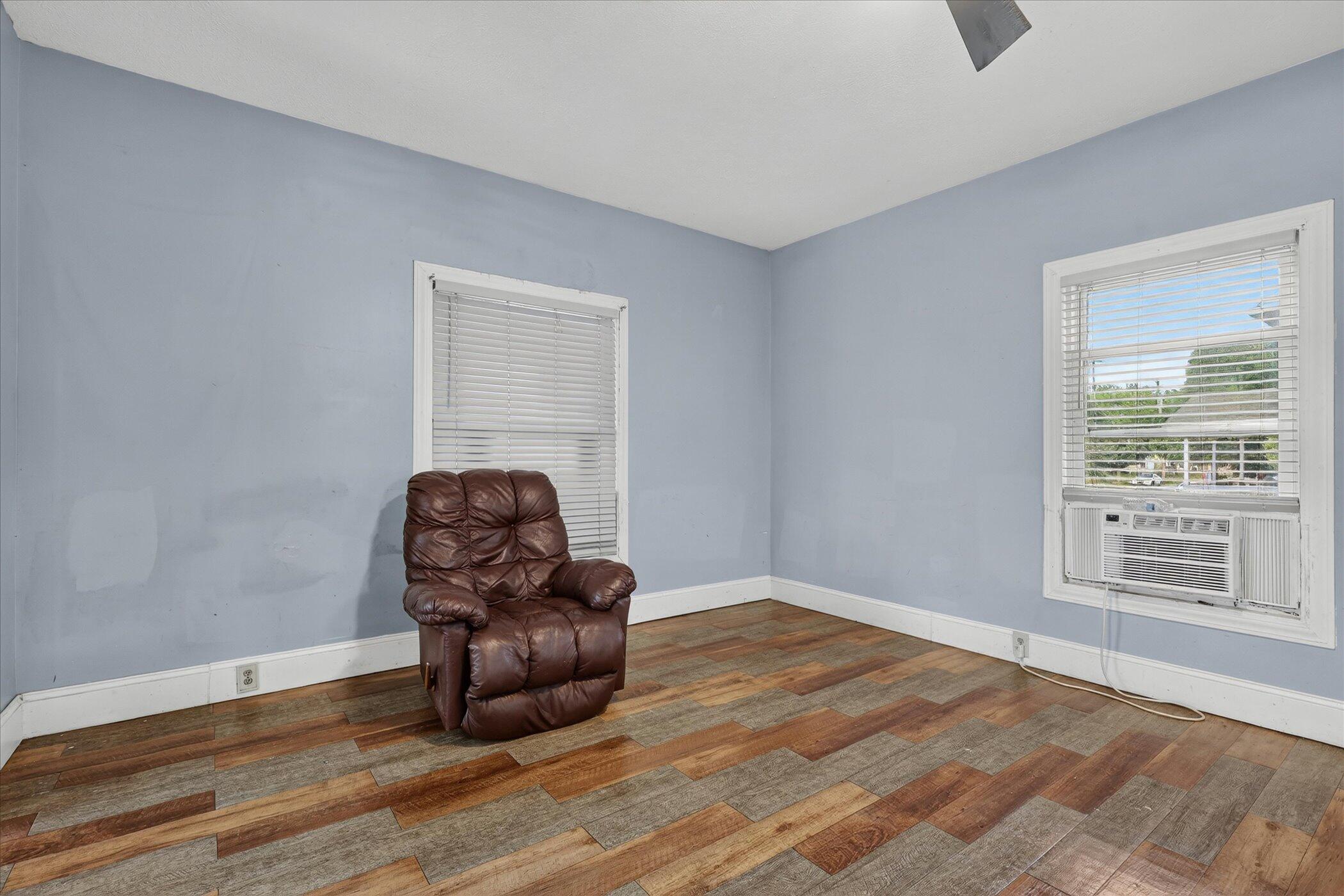 243 Delaware Street Se Property Photo 11