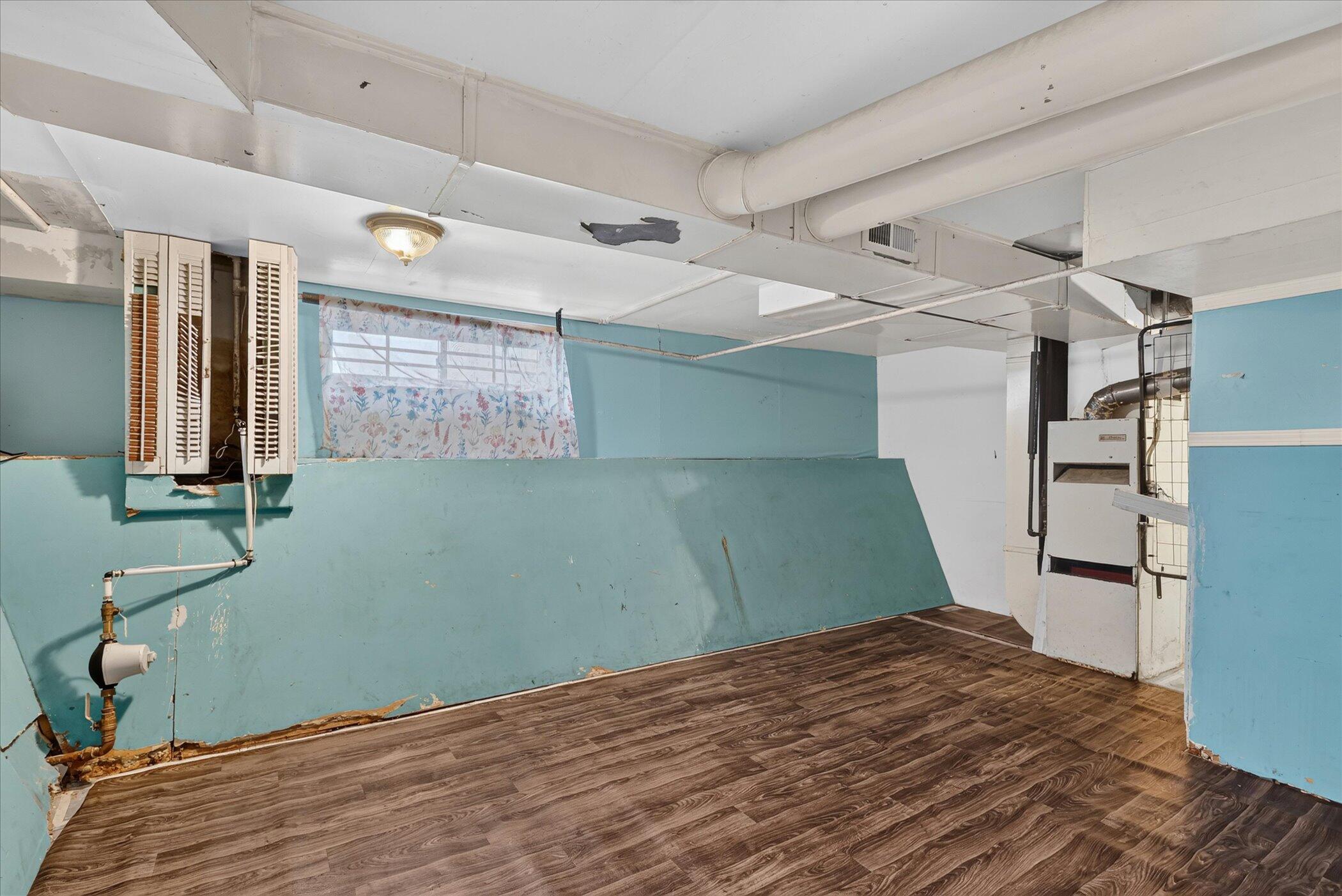 243 Delaware Street Se Property Photo 33
