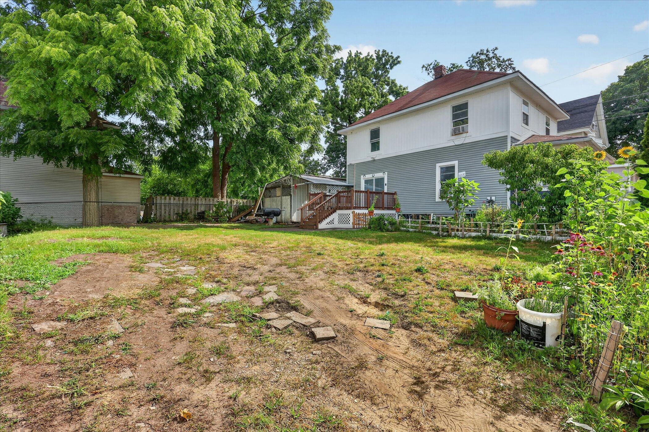 243 Delaware Street Se Property Photo 41