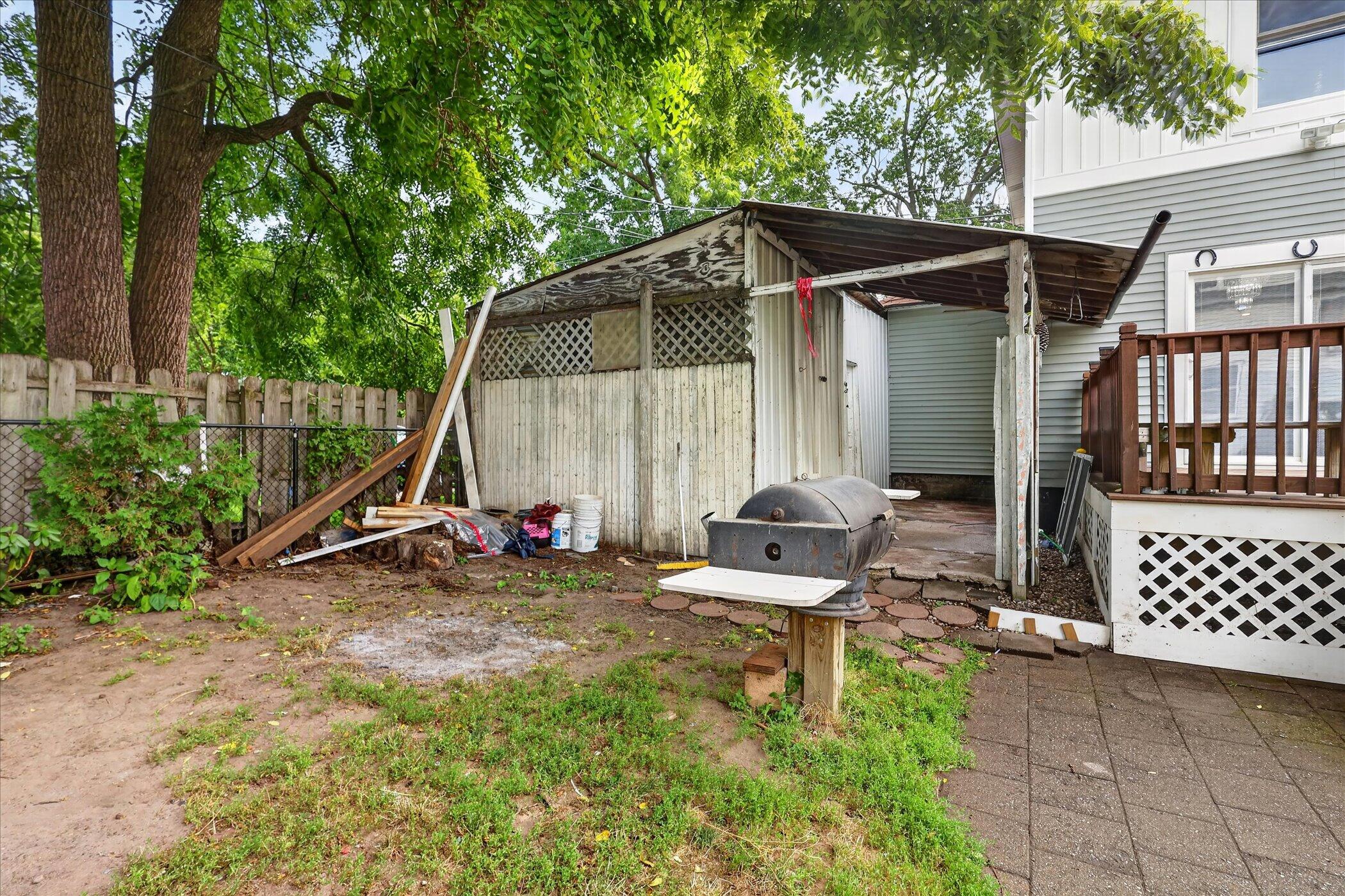 243 Delaware Street Se Property Photo 43