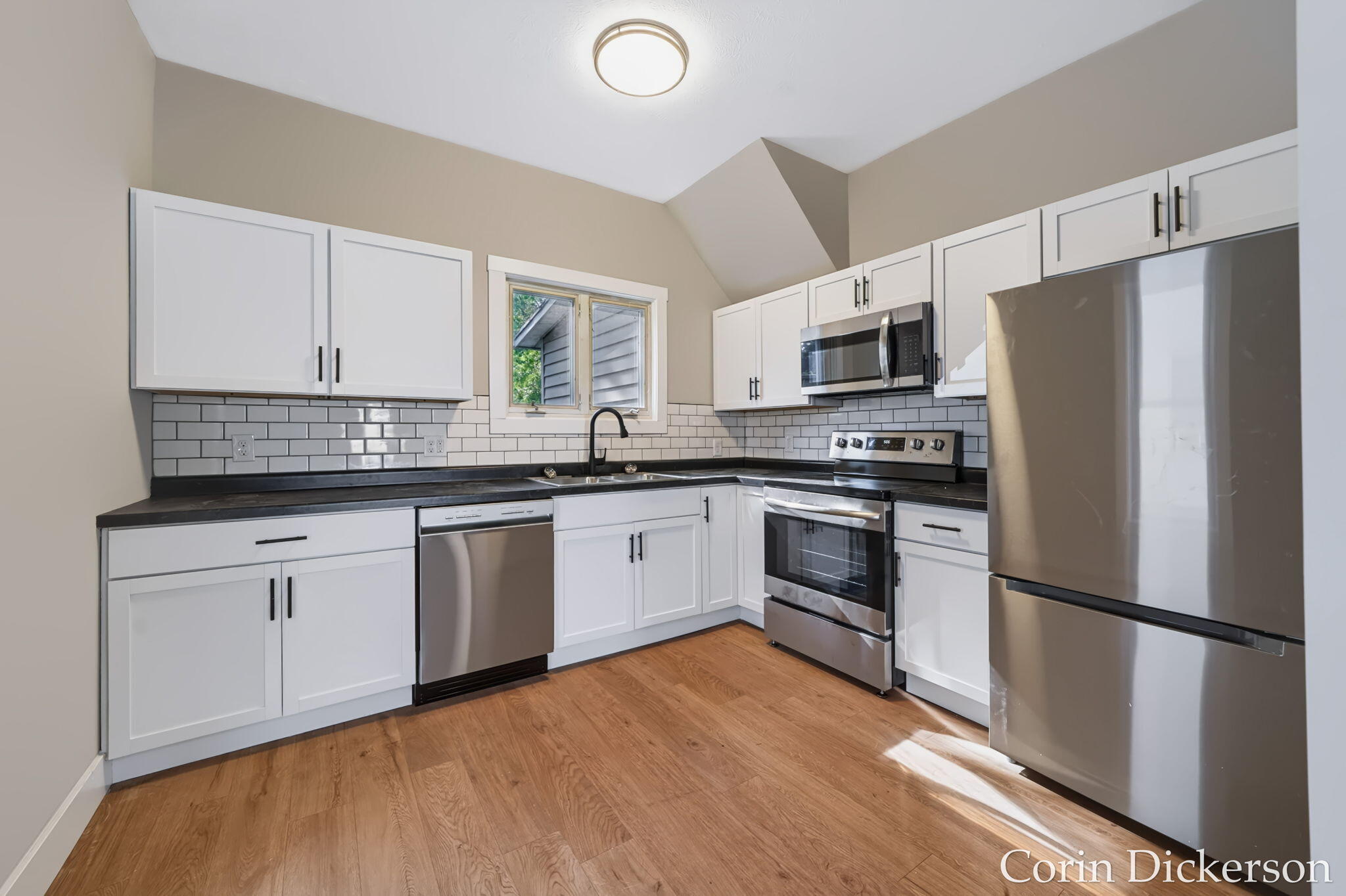 108 S Michigan Avenue Property Photo 8