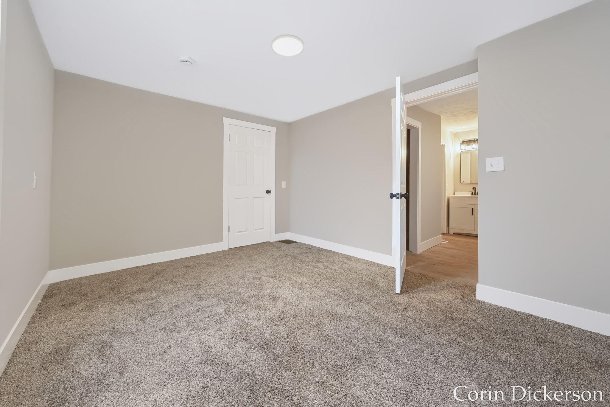 108 S Michigan Avenue Property Photo 16