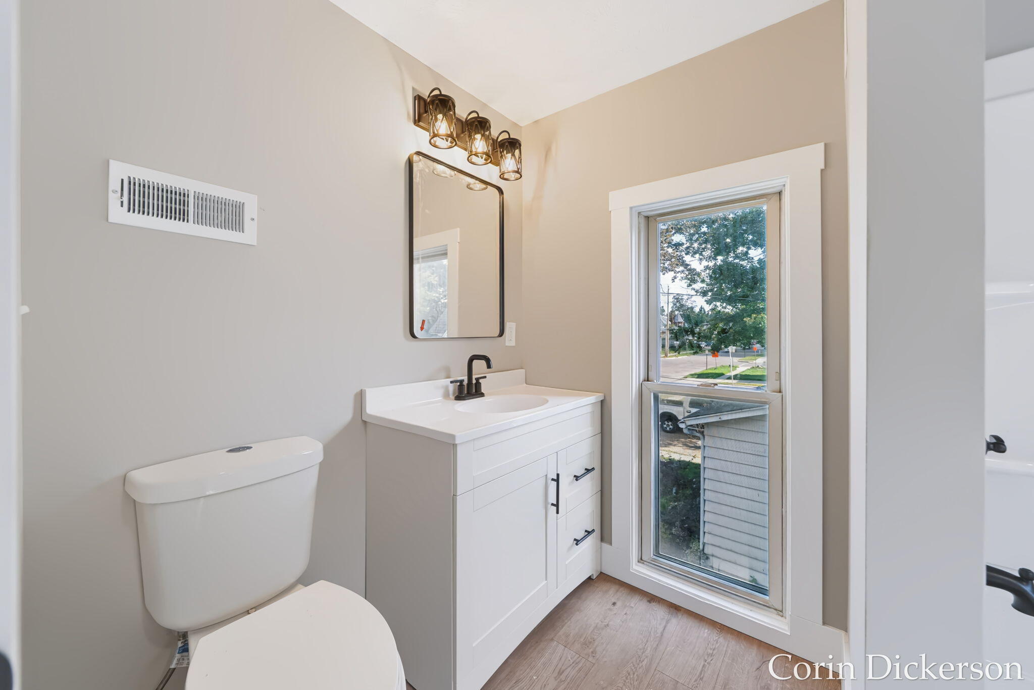 108 S Michigan Avenue Property Photo 27