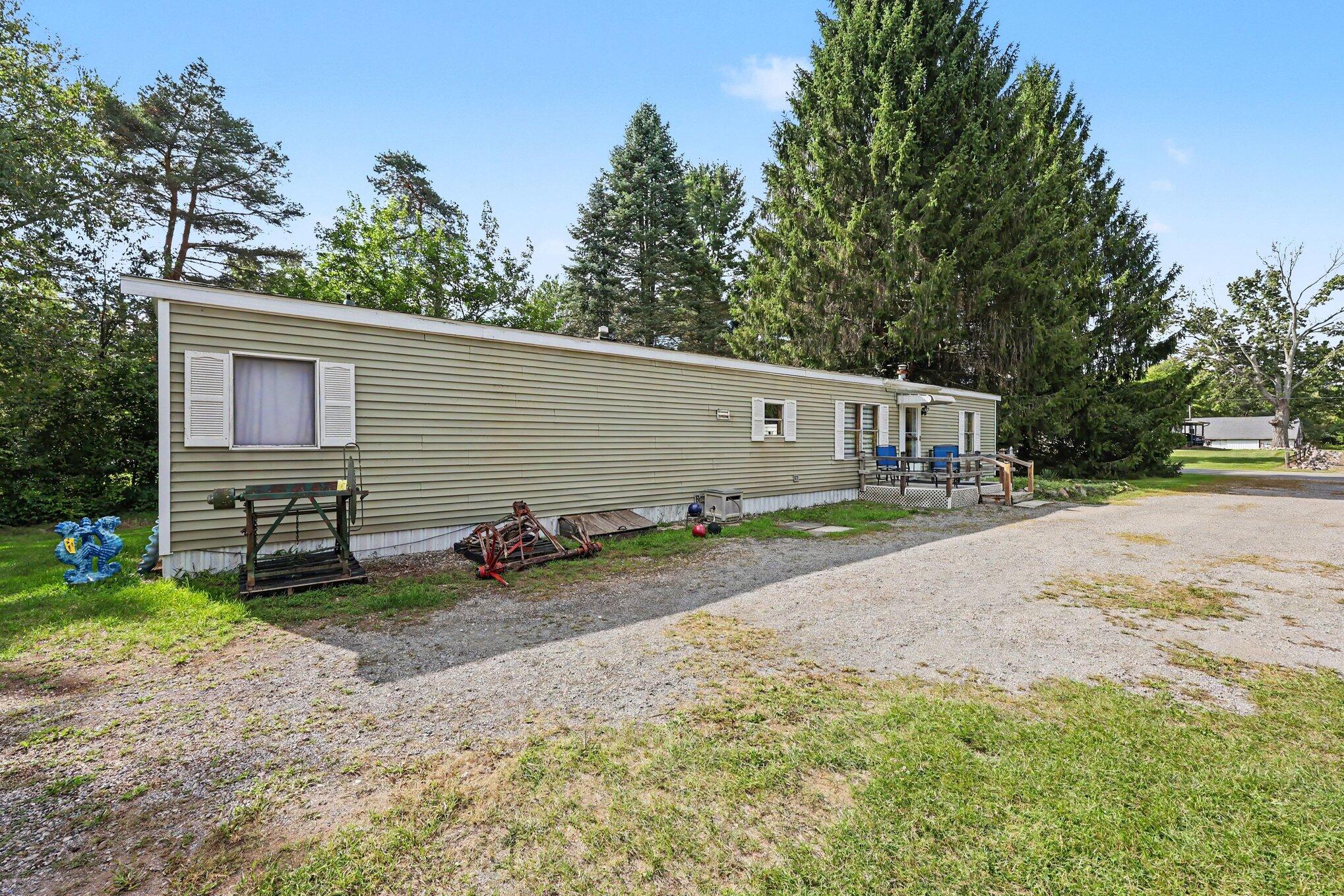 2791 Kinneville Road Property Photo 3