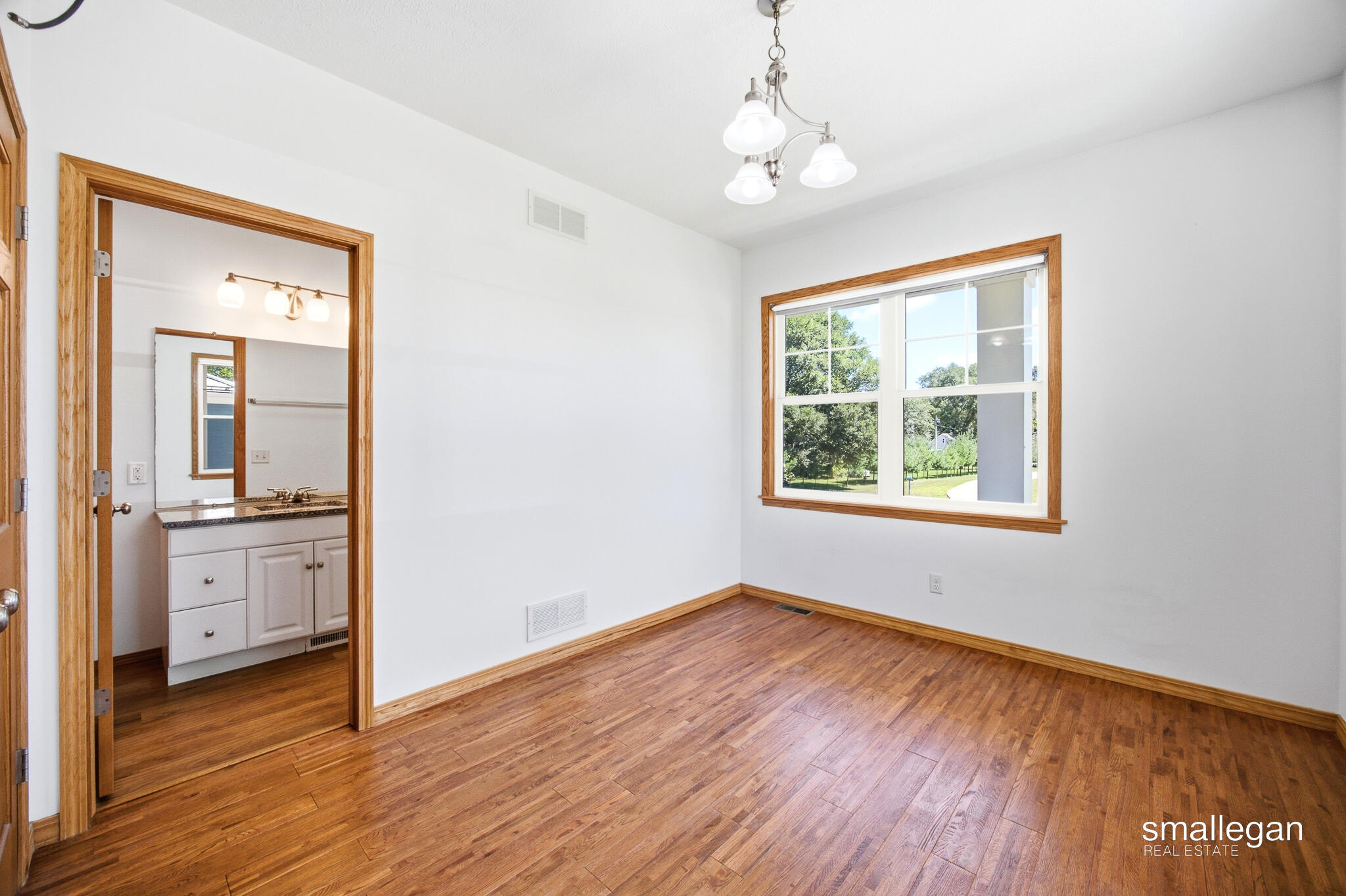 8165 Alpine Avenue Nw Property Photo 16