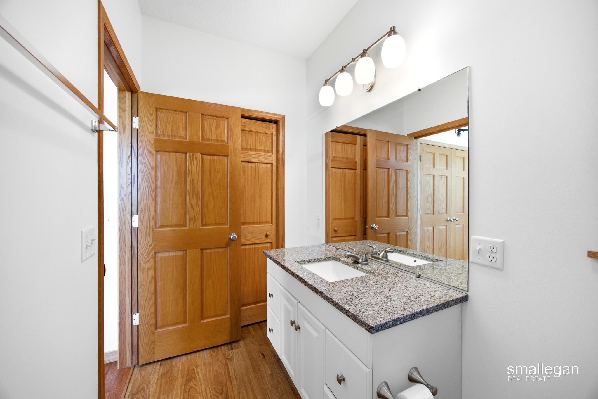 8165 Alpine Avenue Nw Property Photo 20