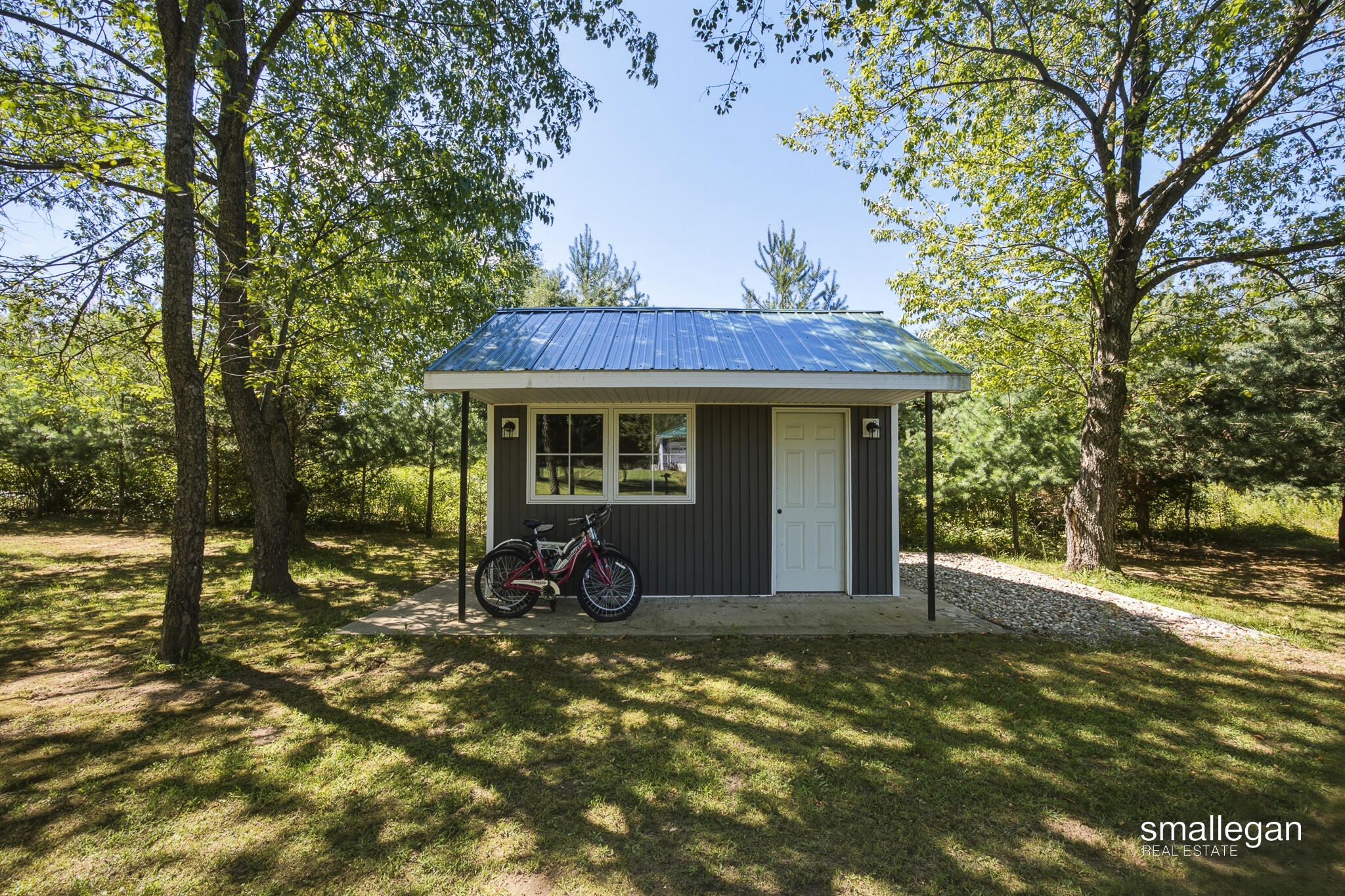 8165 Alpine Avenue Nw Property Photo 43