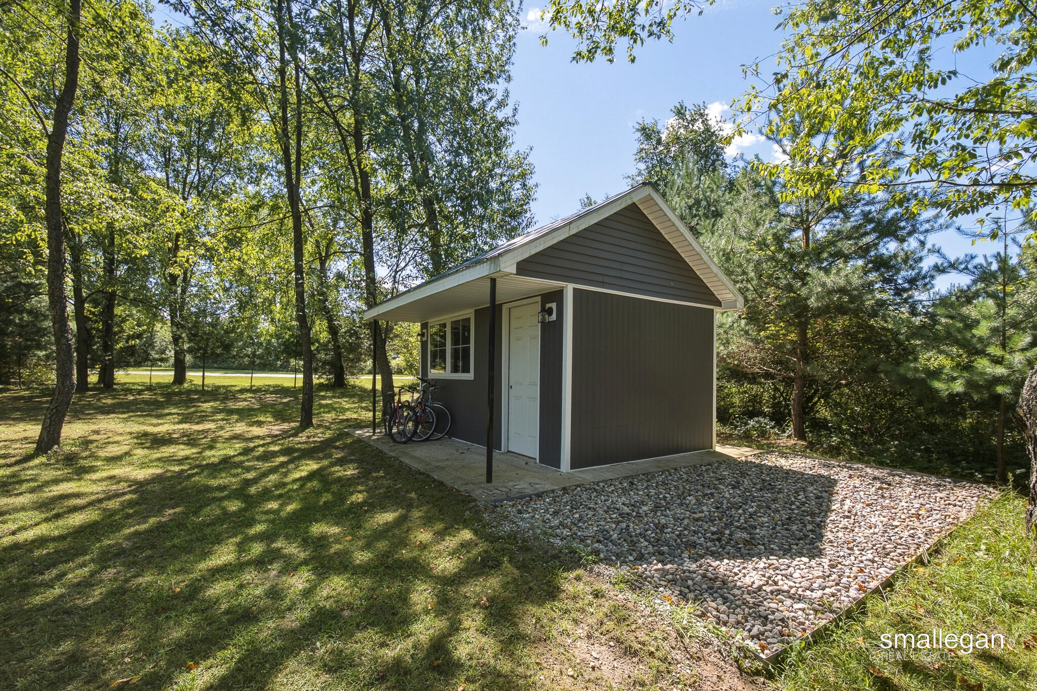 8165 Alpine Avenue Nw Property Photo 44