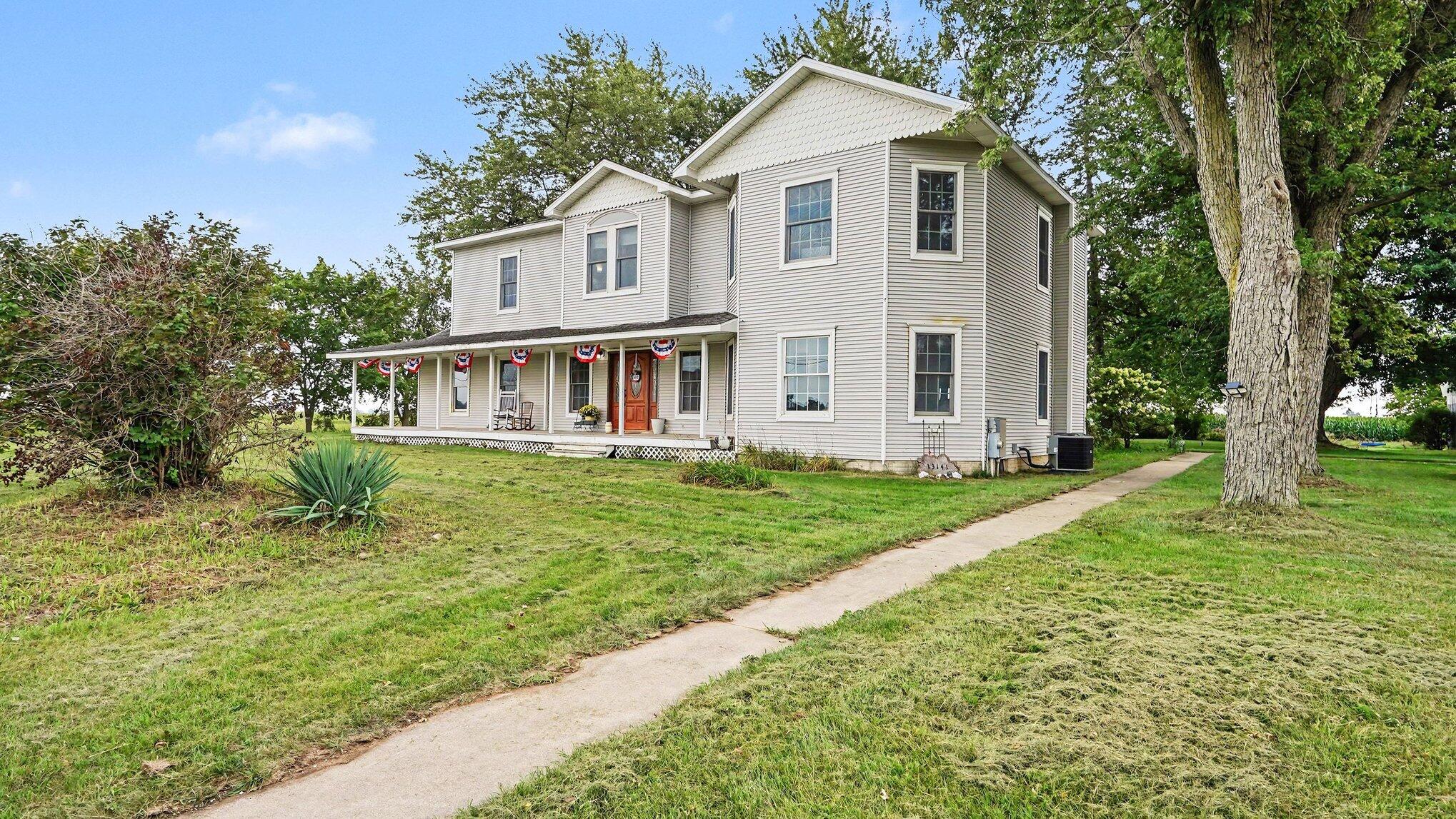 13141 Grass Lake Road Property Photo 2
