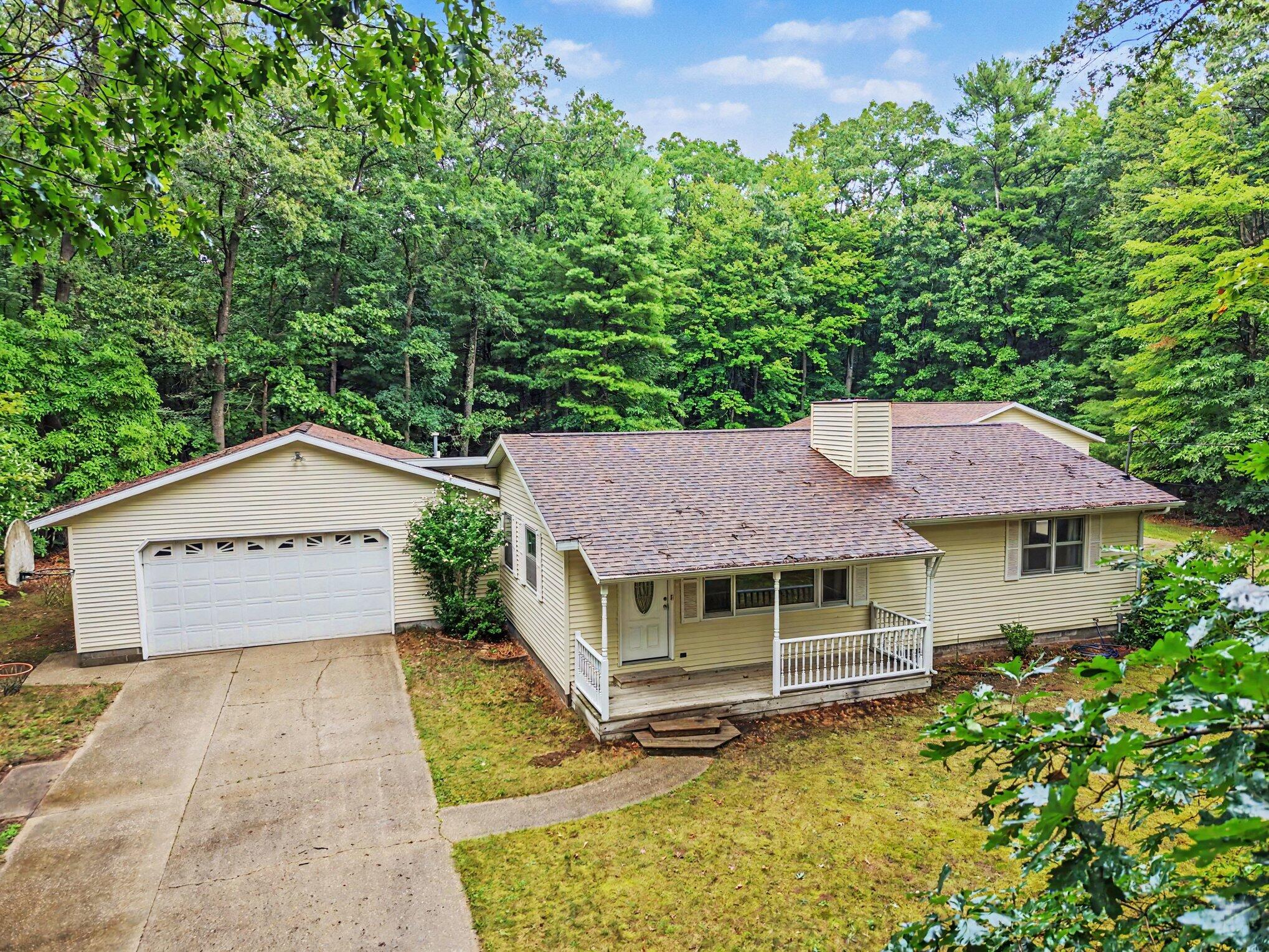 4730 W Mcmillan Road Property Photo 1