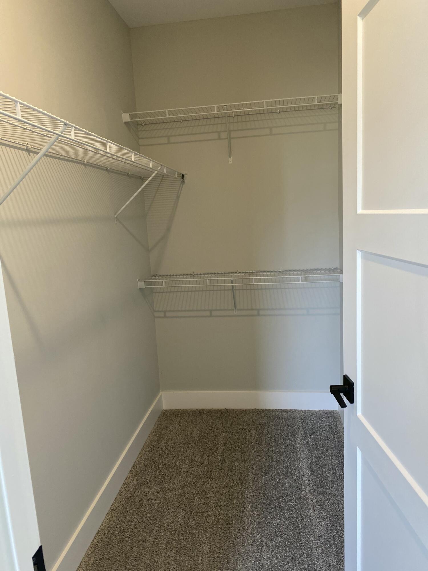 558 Falcon Drive Property Photo 16