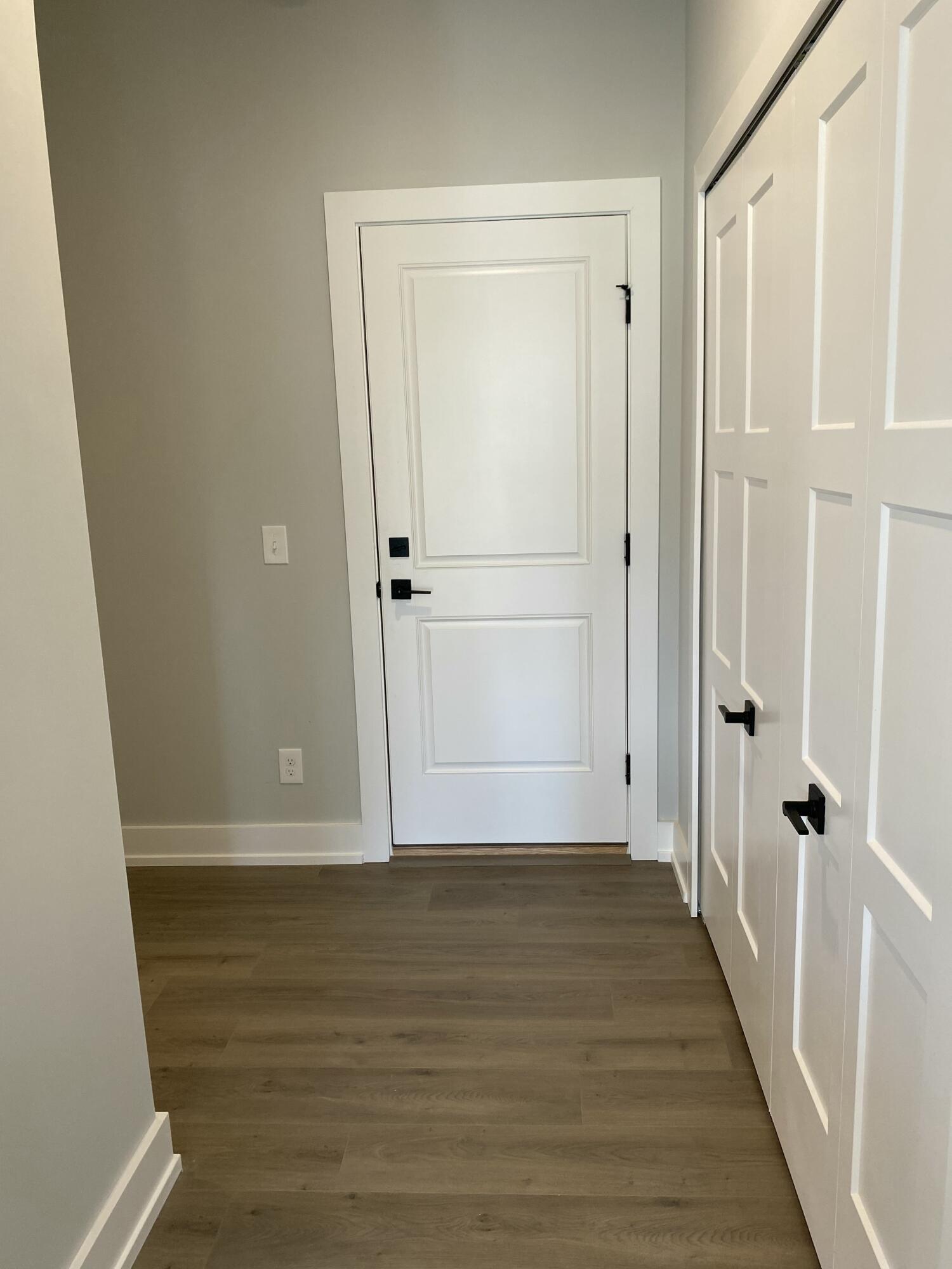 558 Falcon Drive Property Photo 21
