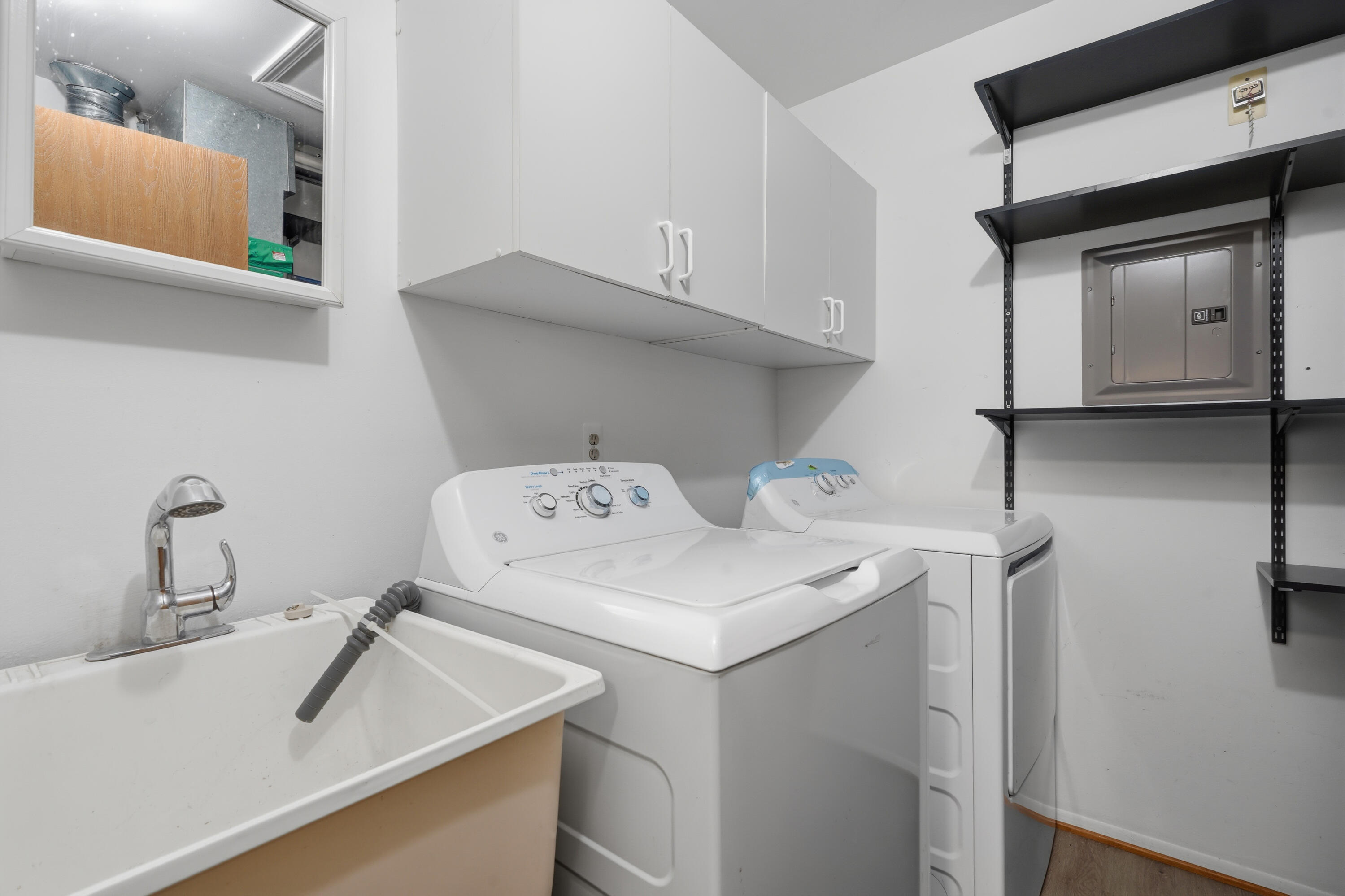 240 Pine Tree Ridge Drive 4 Property Photo 15