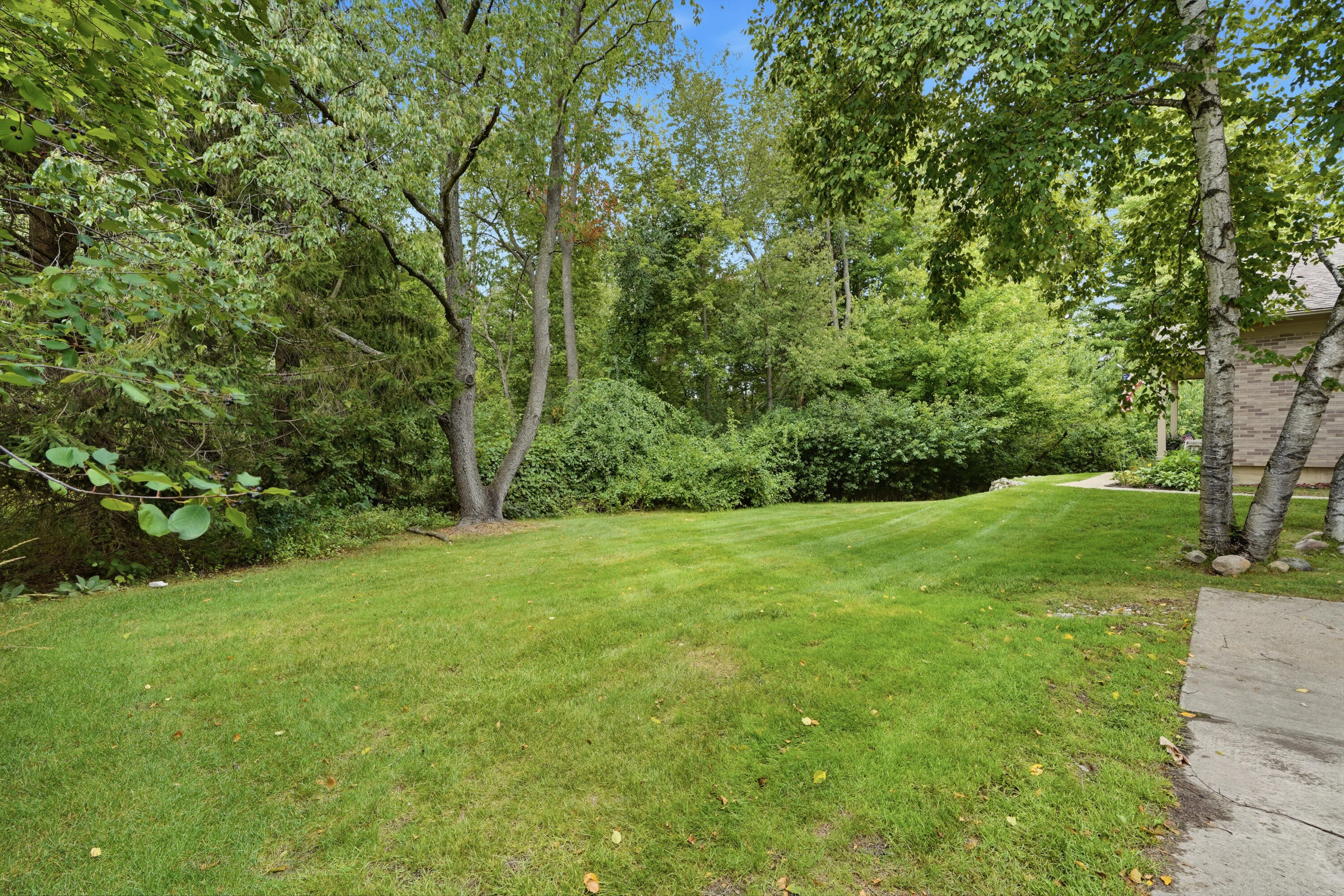 240 Pine Tree Ridge Drive 4 Property Photo 26