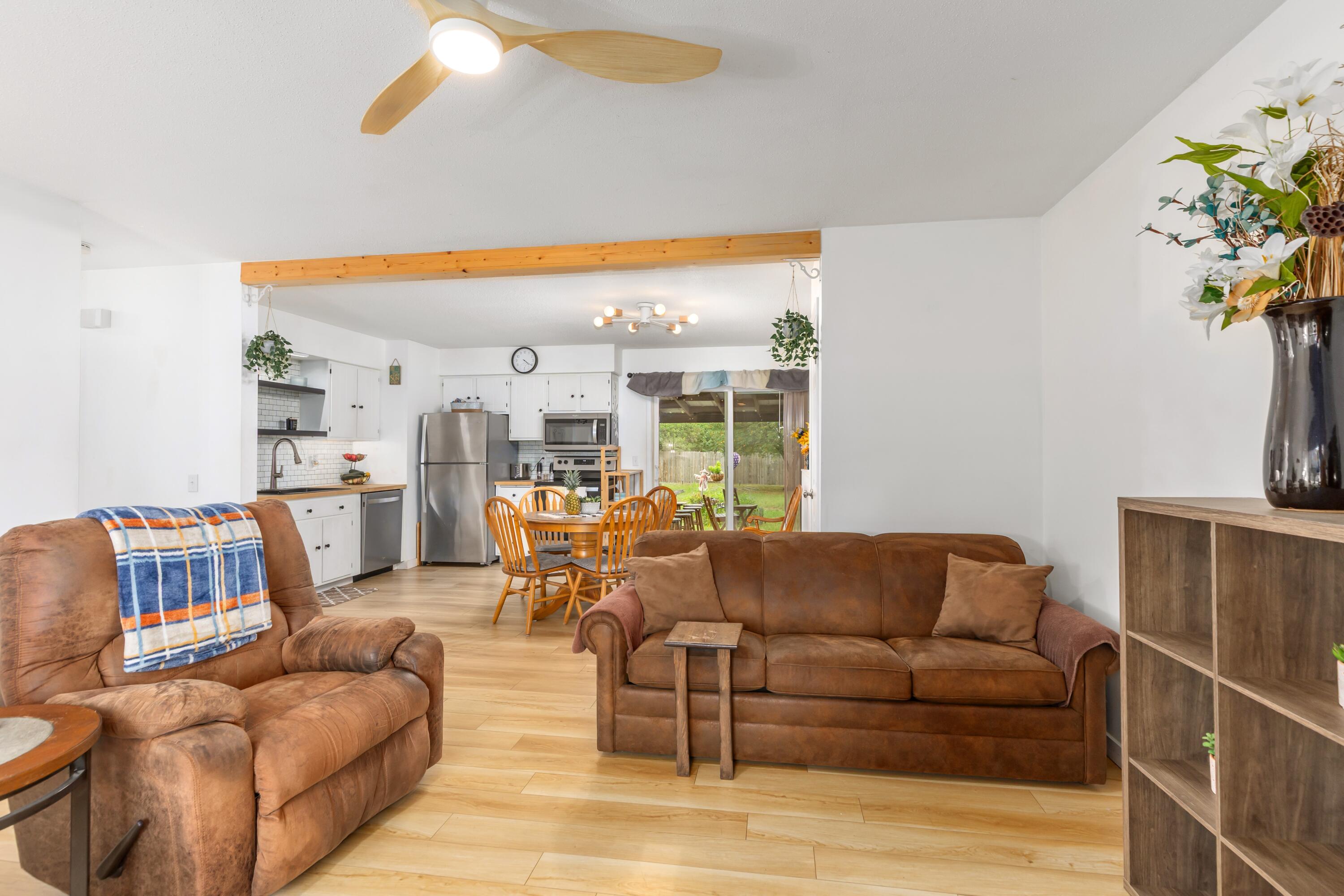 20600 Ross Parkway Property Photo 5