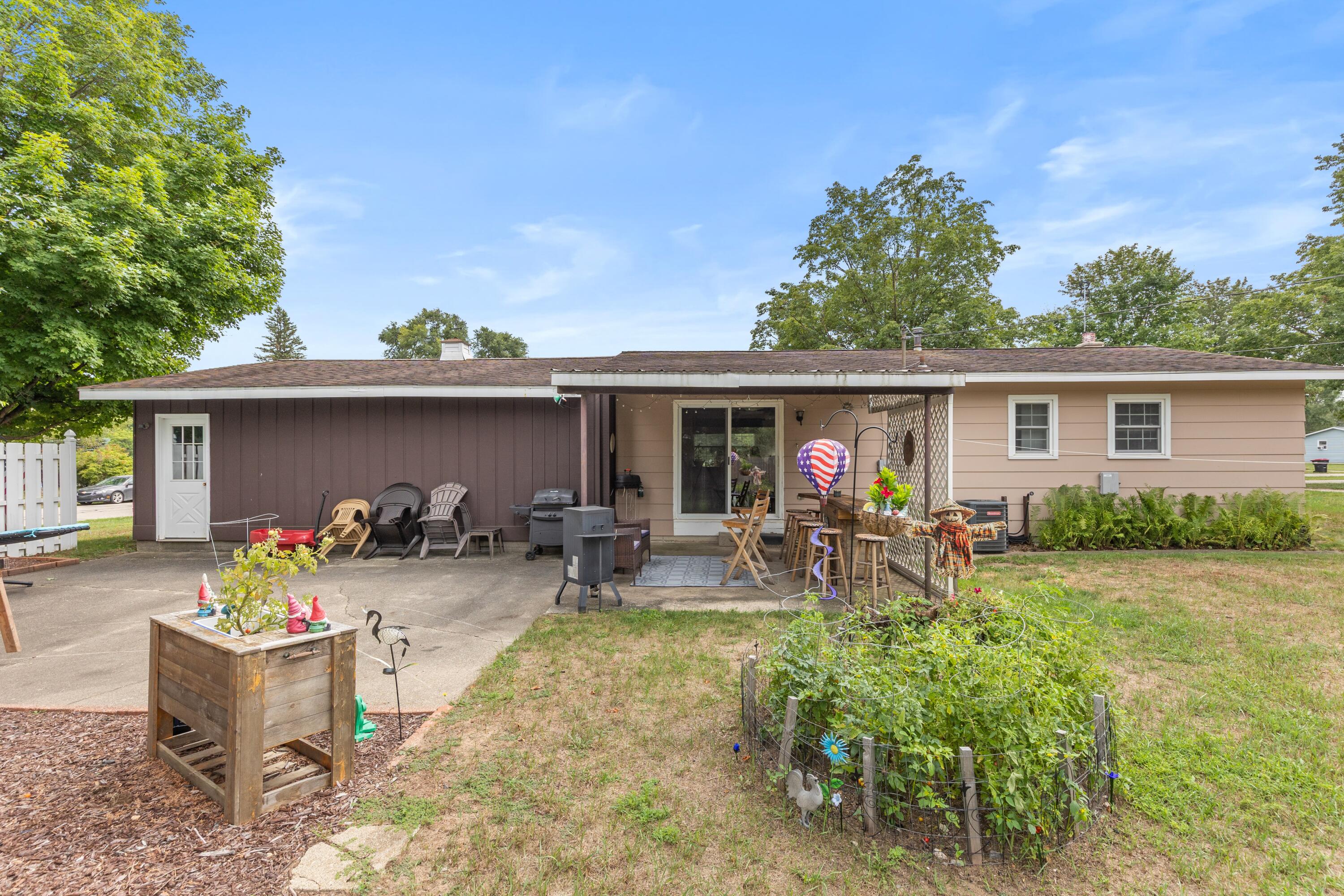 20600 Ross Parkway Property Photo 12
