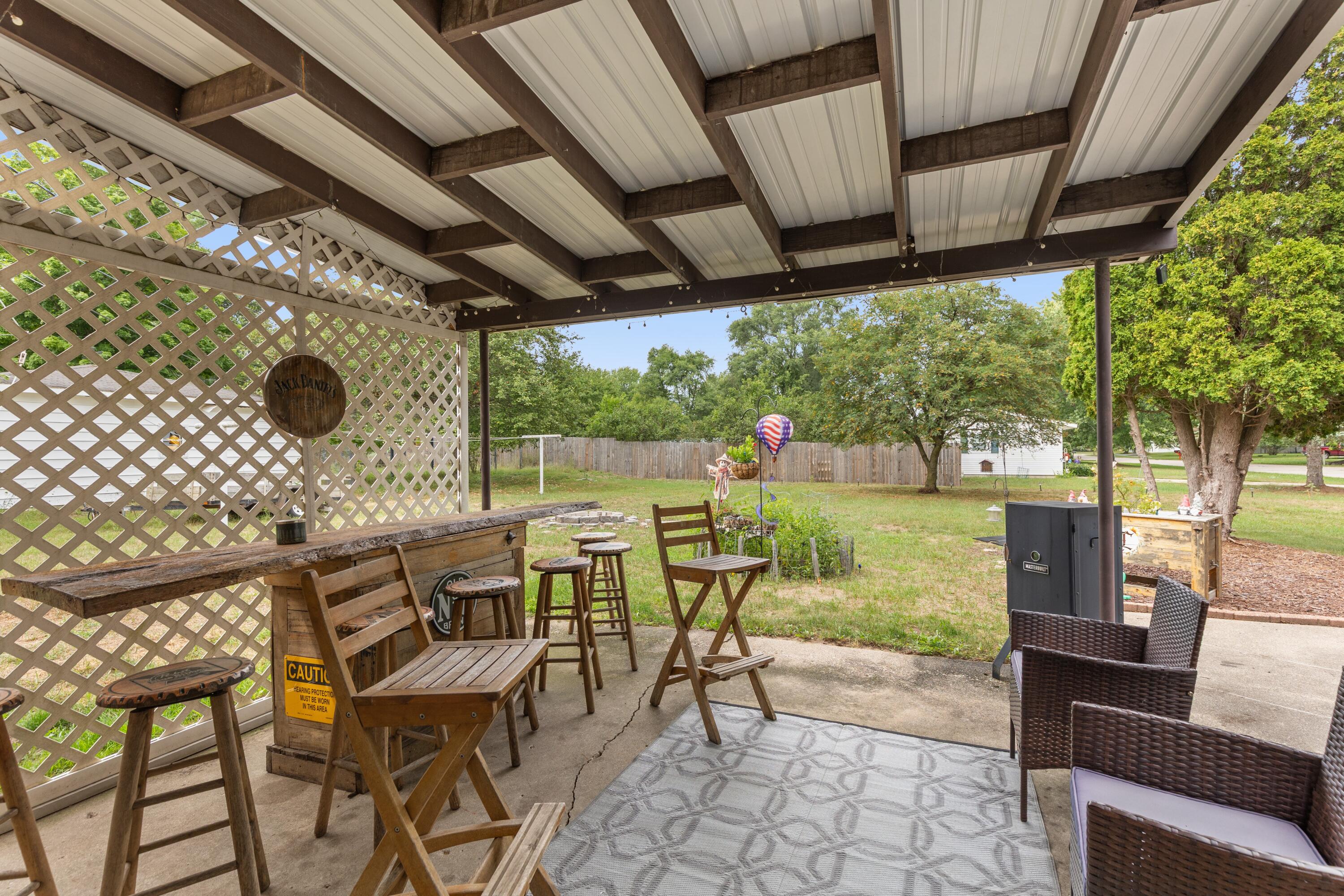 20600 Ross Parkway Property Photo 14