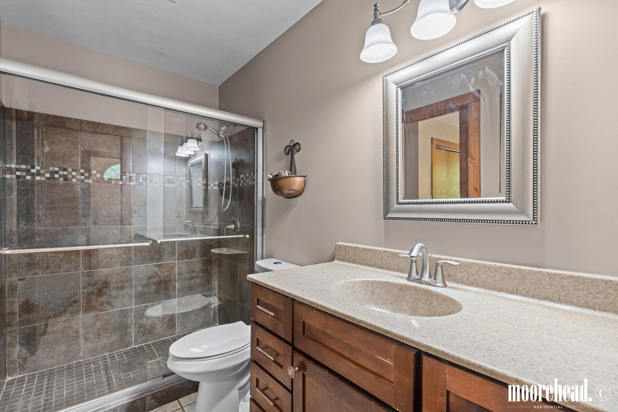 17047 Lincoln Street Property Photo 40