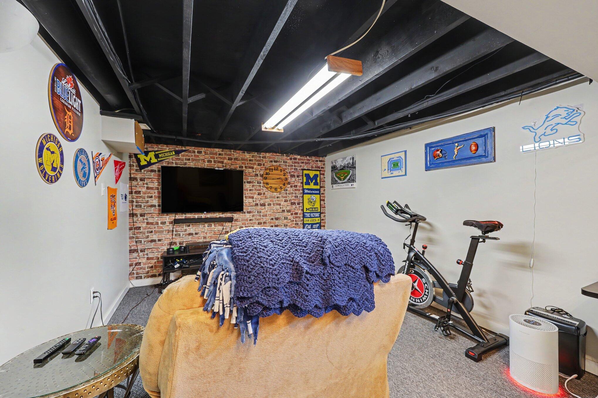 29928 Rock Creek Drive Property Photo 18