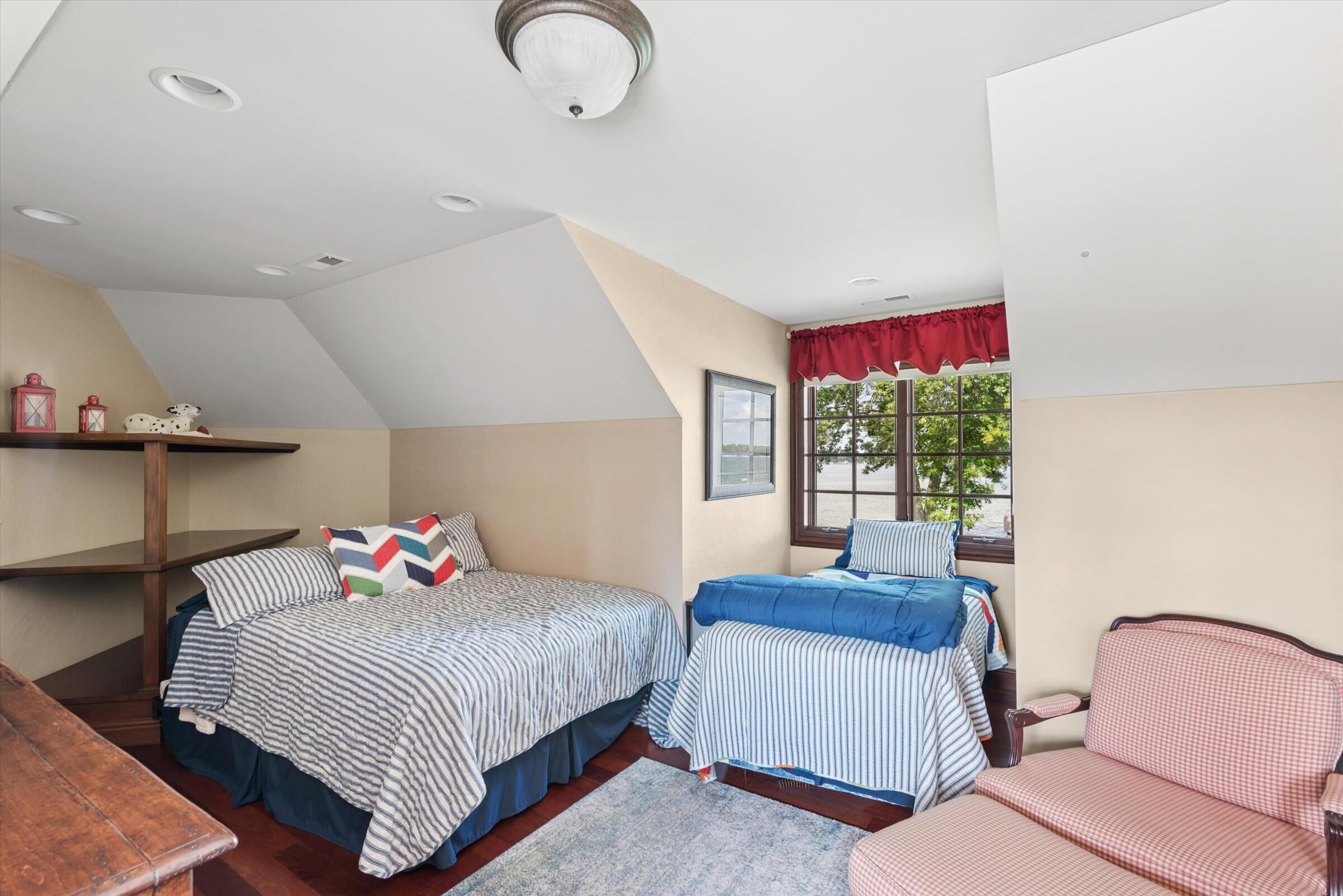 555 Maple Knoll Road Property Photo 57