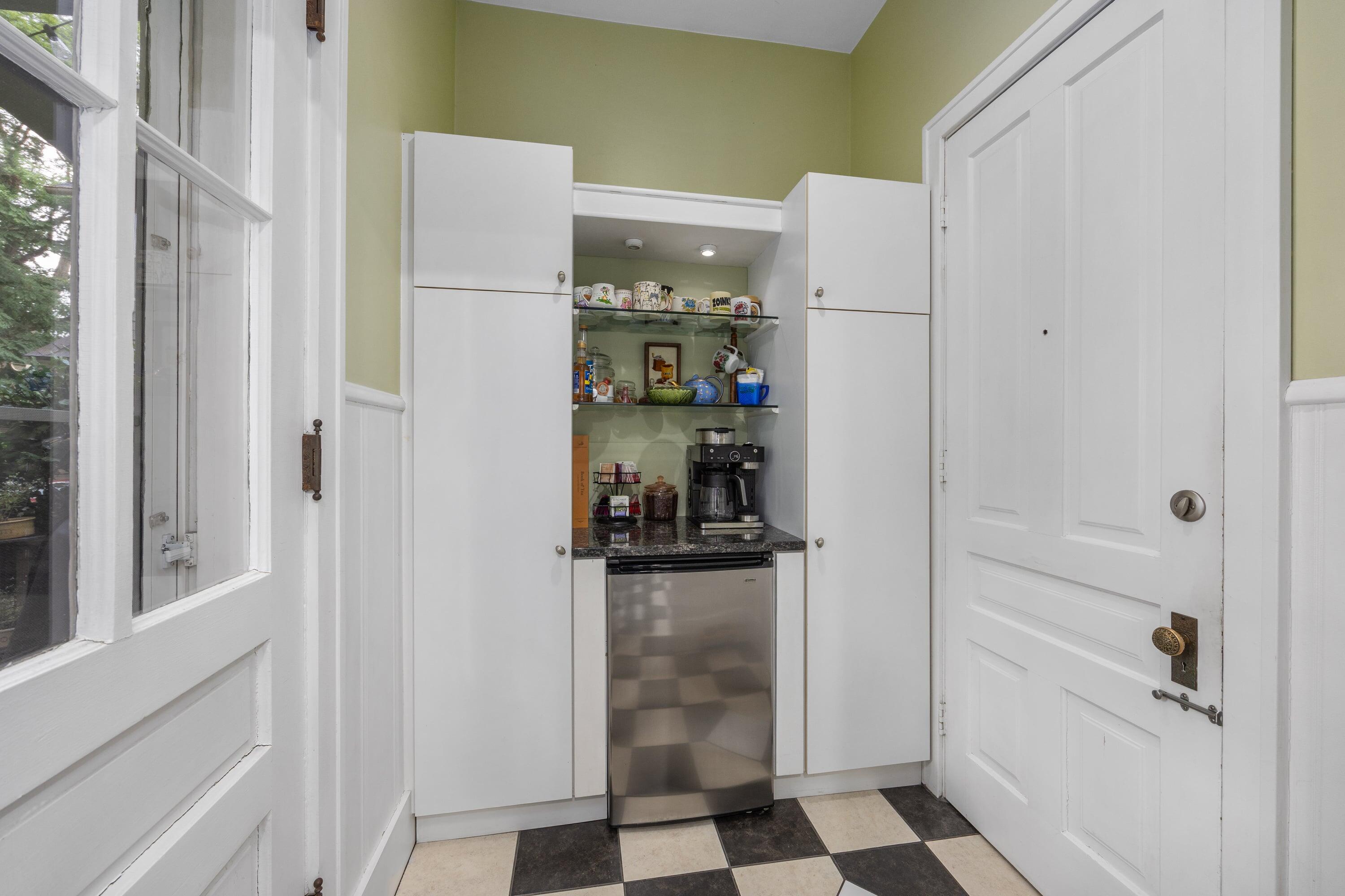 1215 Lake Drive Se Property Photo 11