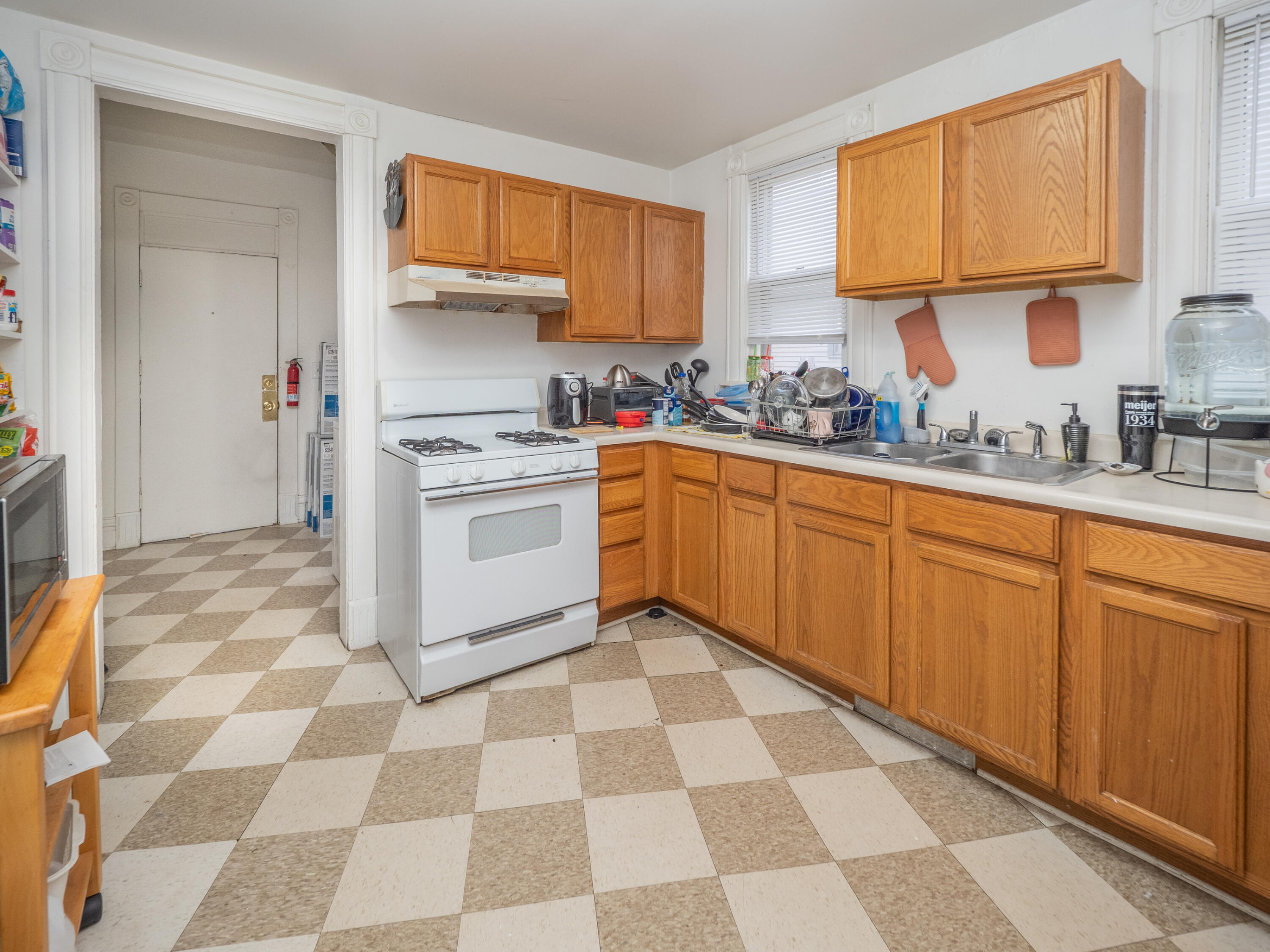 1020 S Park Street Property Photo 11