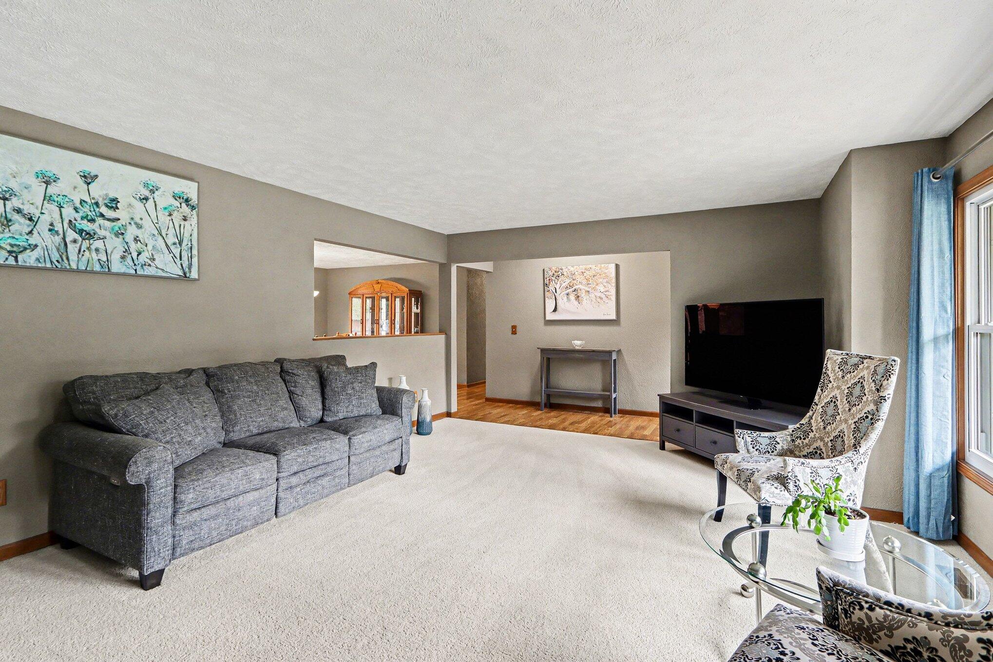 2828 W F Avenue Property Photo 7