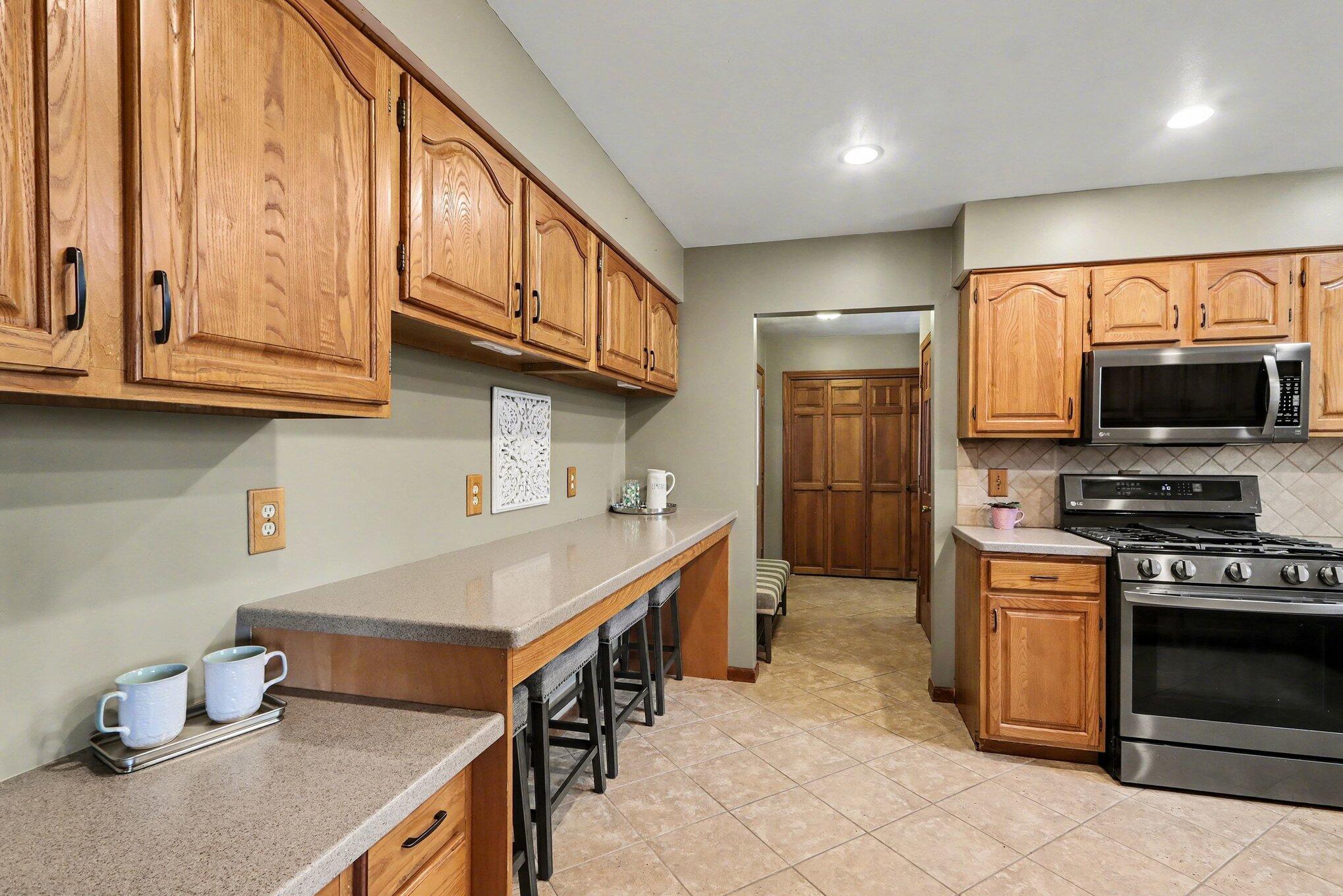 2828 W F Avenue Property Photo 10