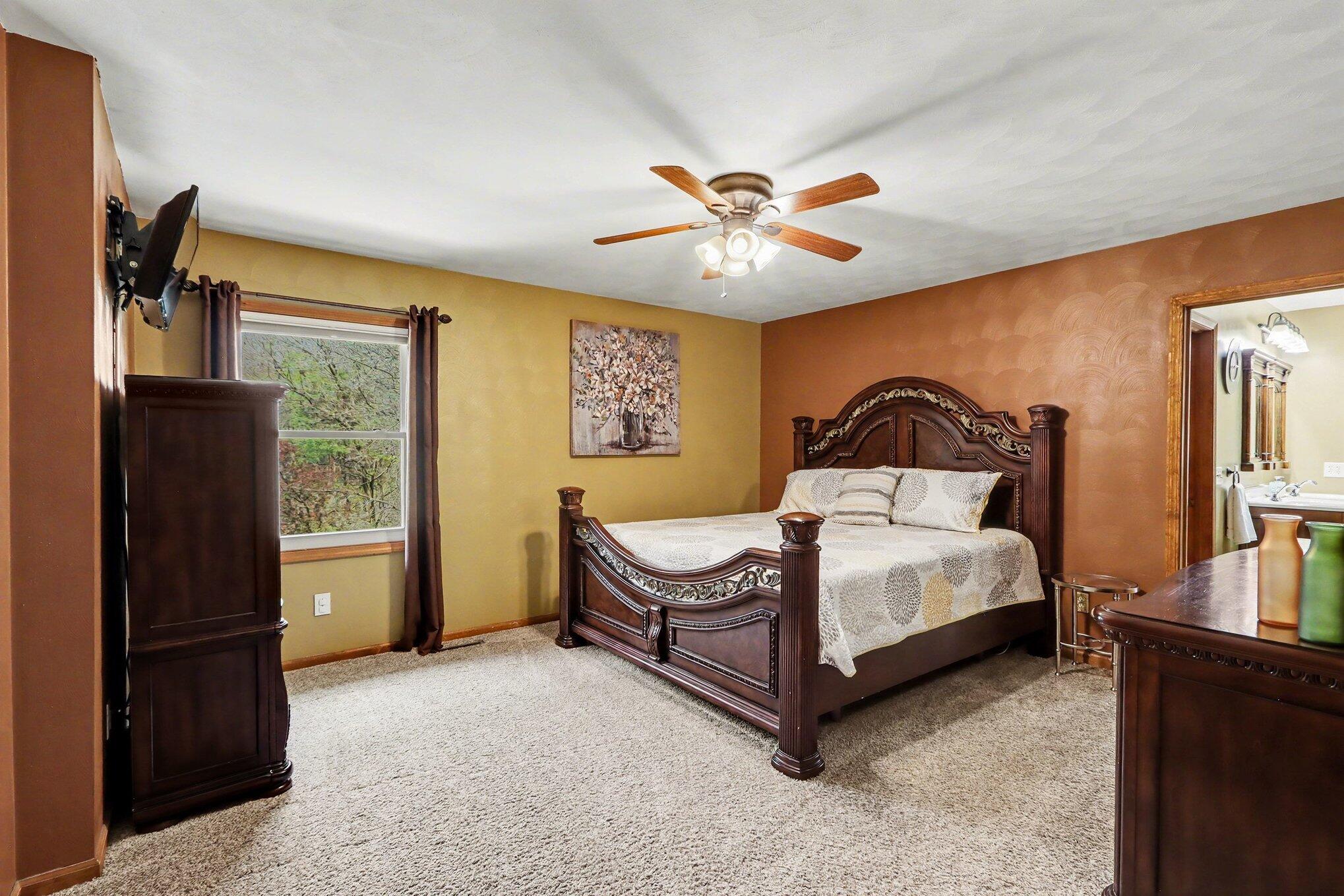 2828 W F Avenue Property Photo 12