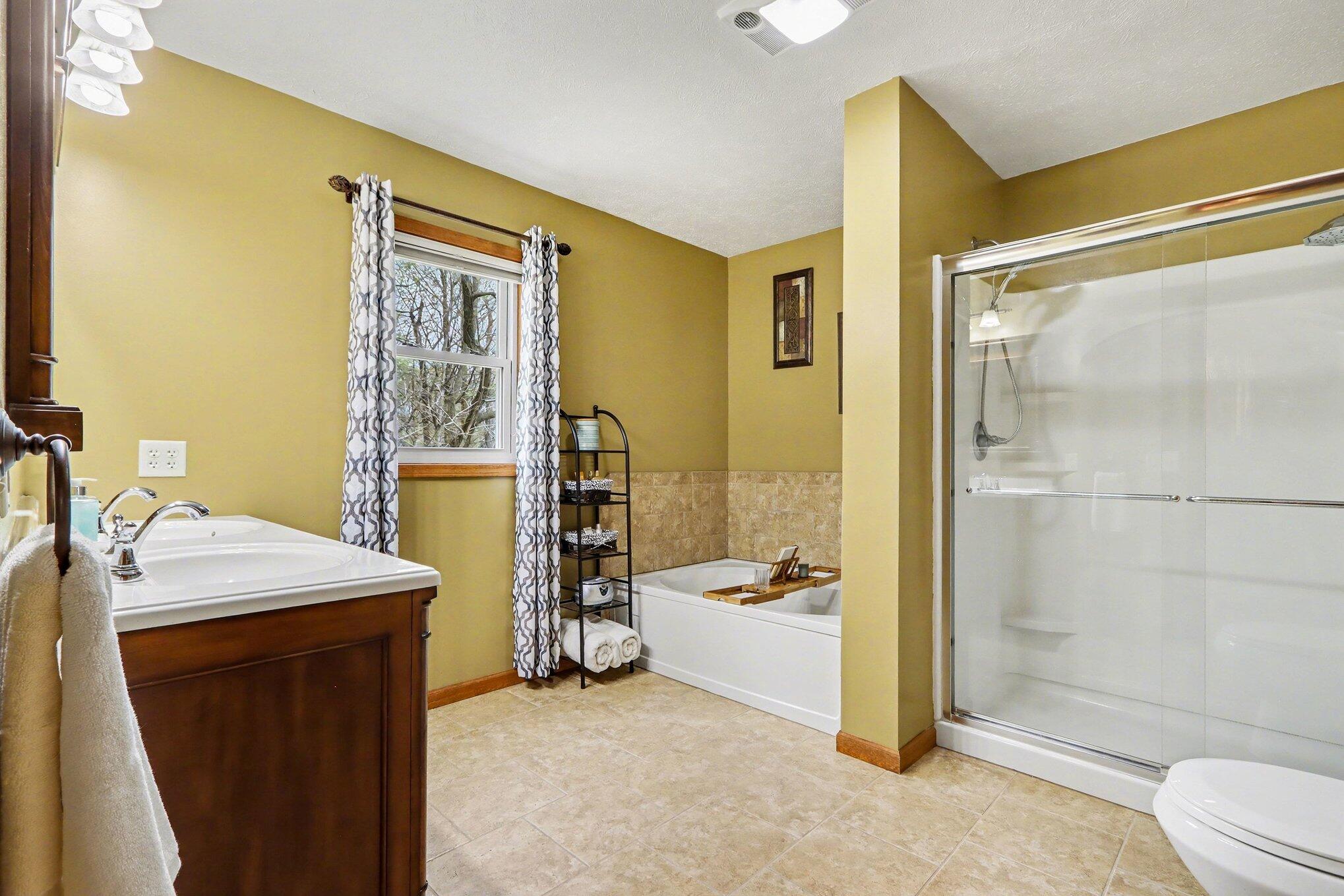2828 W F Avenue Property Photo 15