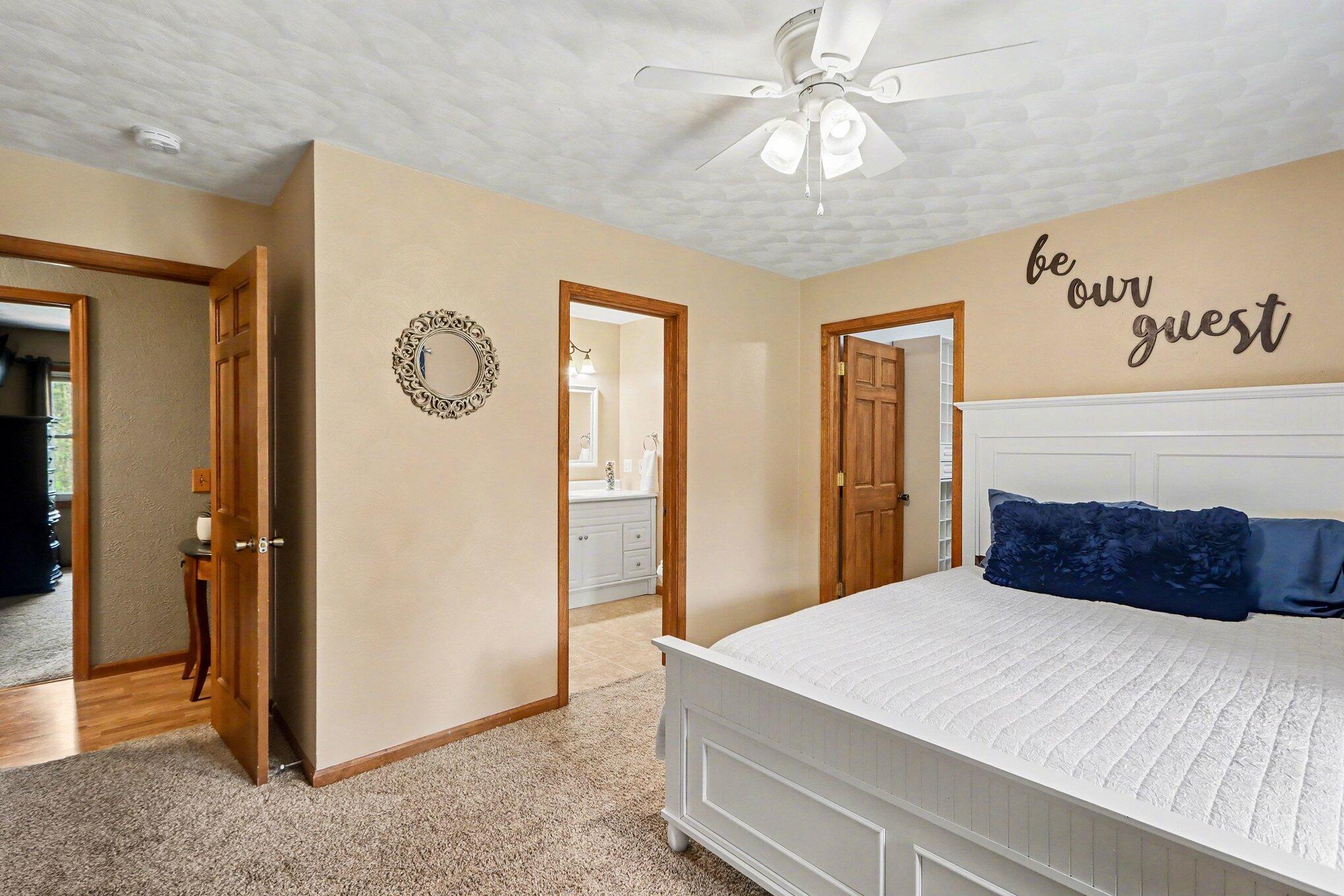 2828 W F Avenue Property Photo 17