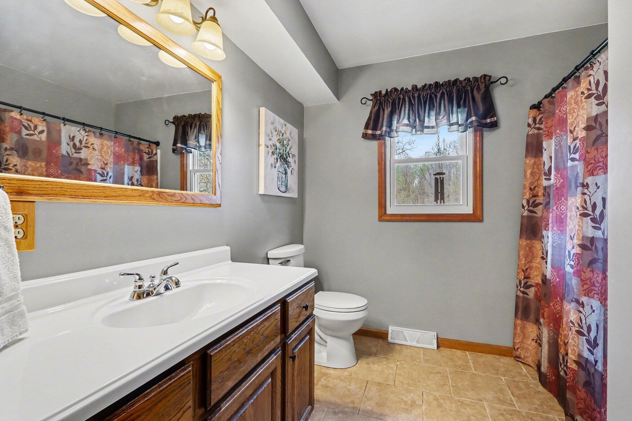 2828 W F Avenue Property Photo 19